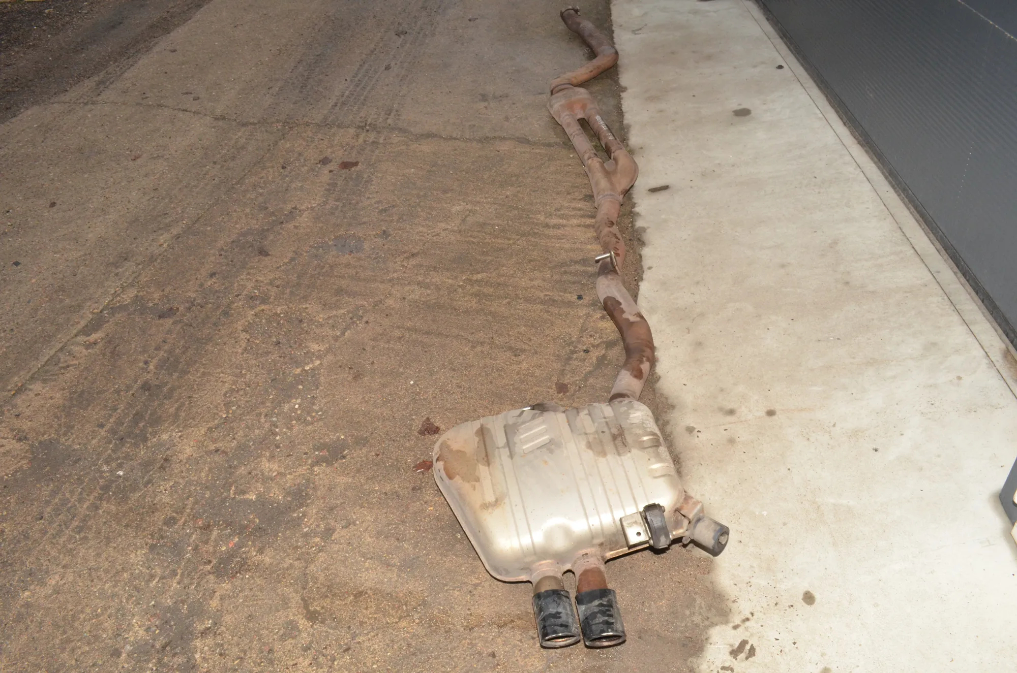 Exhaust – OEM 7807110 · BMW 5 (F10) 530 d 2013 – 3