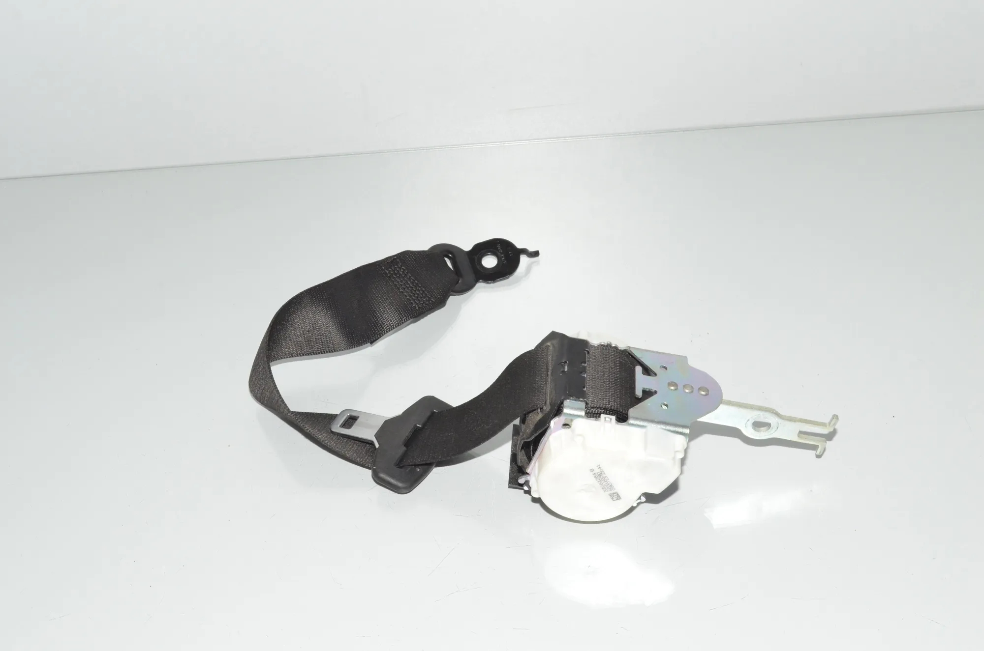 Rear Middle Seatbelt – OEM 7247667 · BMW 5 (F10) 530 d 2013 – 2