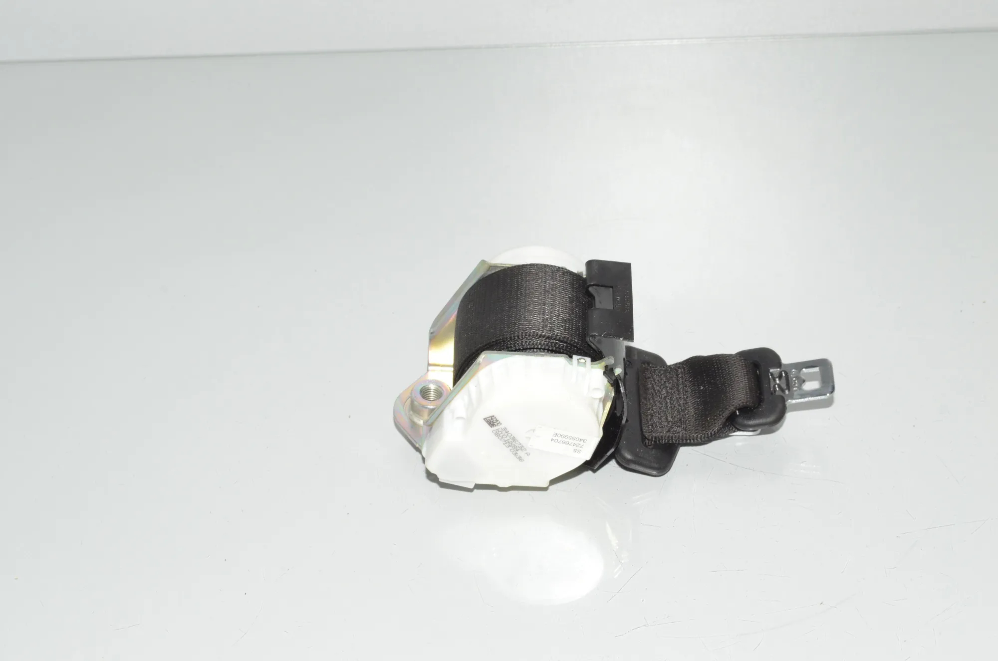 Rear Middle Seatbelt – OEM 7247667 · BMW 5 (F10) 530 d 2013 – 3