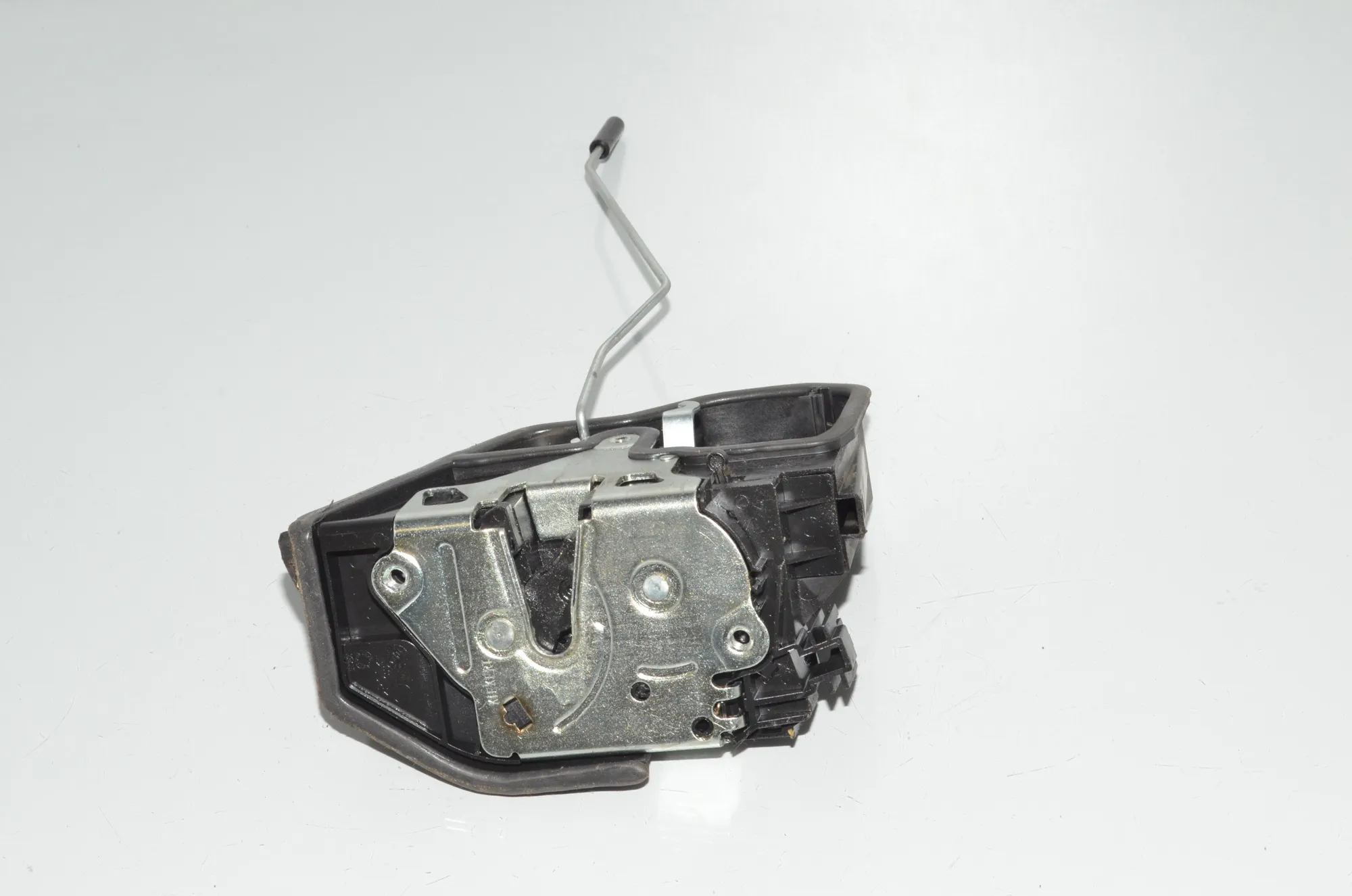 Rear Left Door Lock – OEM 7229459 · BMW 5 (F10) 530 d 2013 – 4