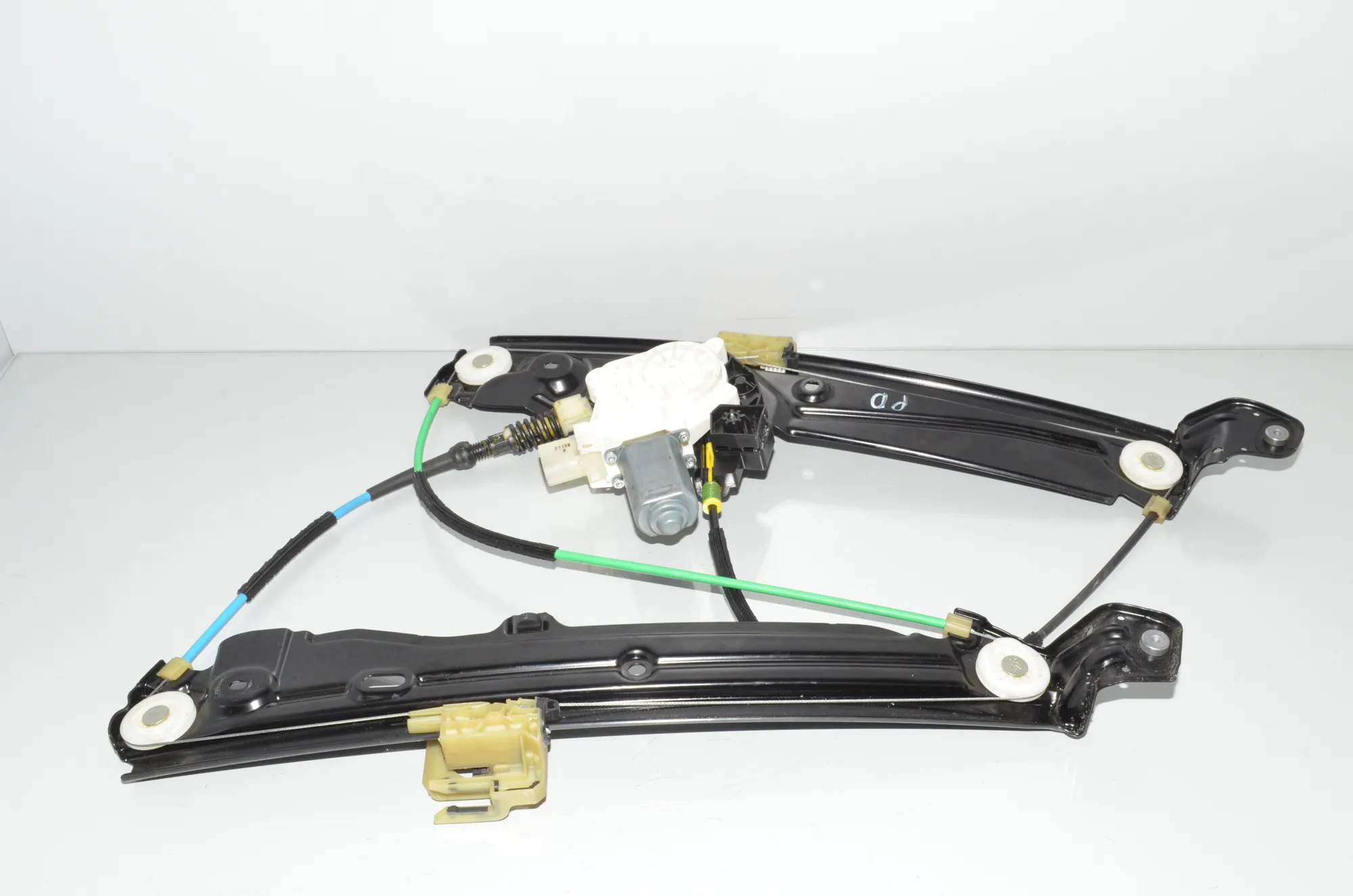 Front Right Door Window Regulator – OEM 7248172 · BMW 5 (F10) 530 d 2013 – 3