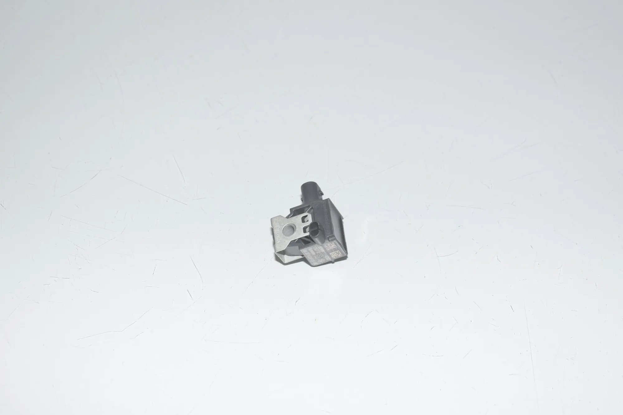 Front Right Impact Sensor – OEM 9224177 · BMW 5 (F10) 530 d 2013