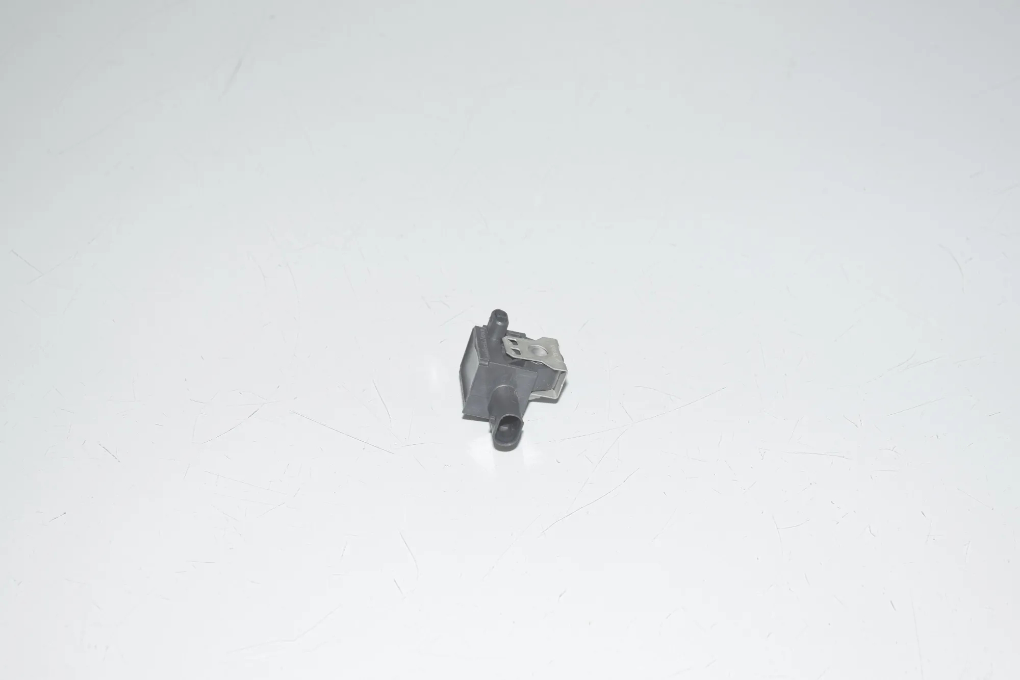 Rear Right Impact Sensor – OEM 9224177 · BMW 5 (F10) 530 d 2013