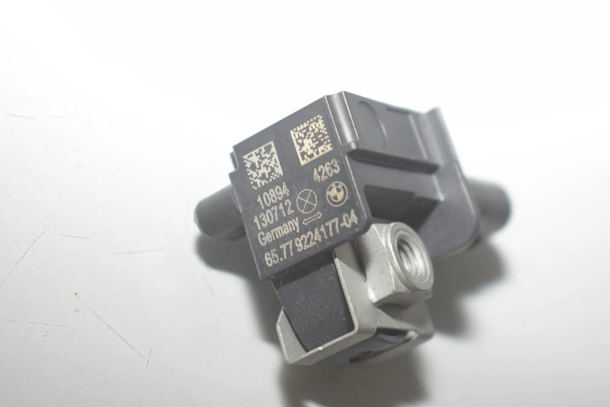 Rear Right Impact Sensor – OEM 9224177 · BMW 5 (F10) 530 d 2013 – 5