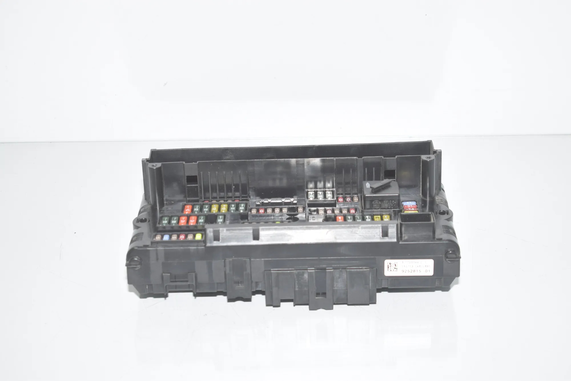 Fuse Box – OEM 9252815 · BMW 5 (F10) 530 d 2013