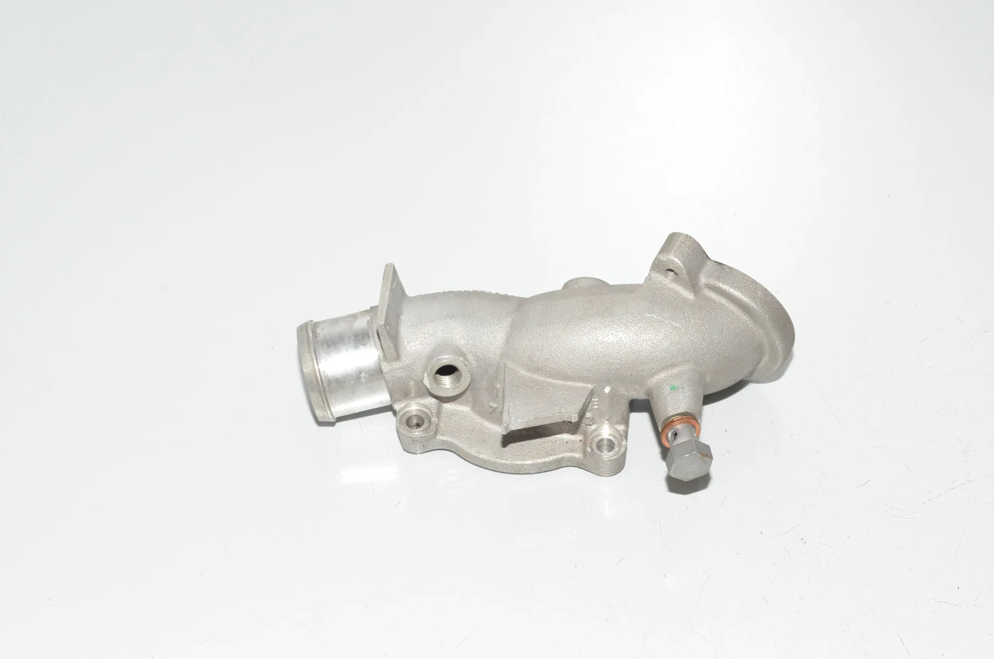 Other Engine Compartment Parts – OEM 8575486 · BMW X7 (G07) BMW X7 (G07) xDrive M 50 D 2019 – 2