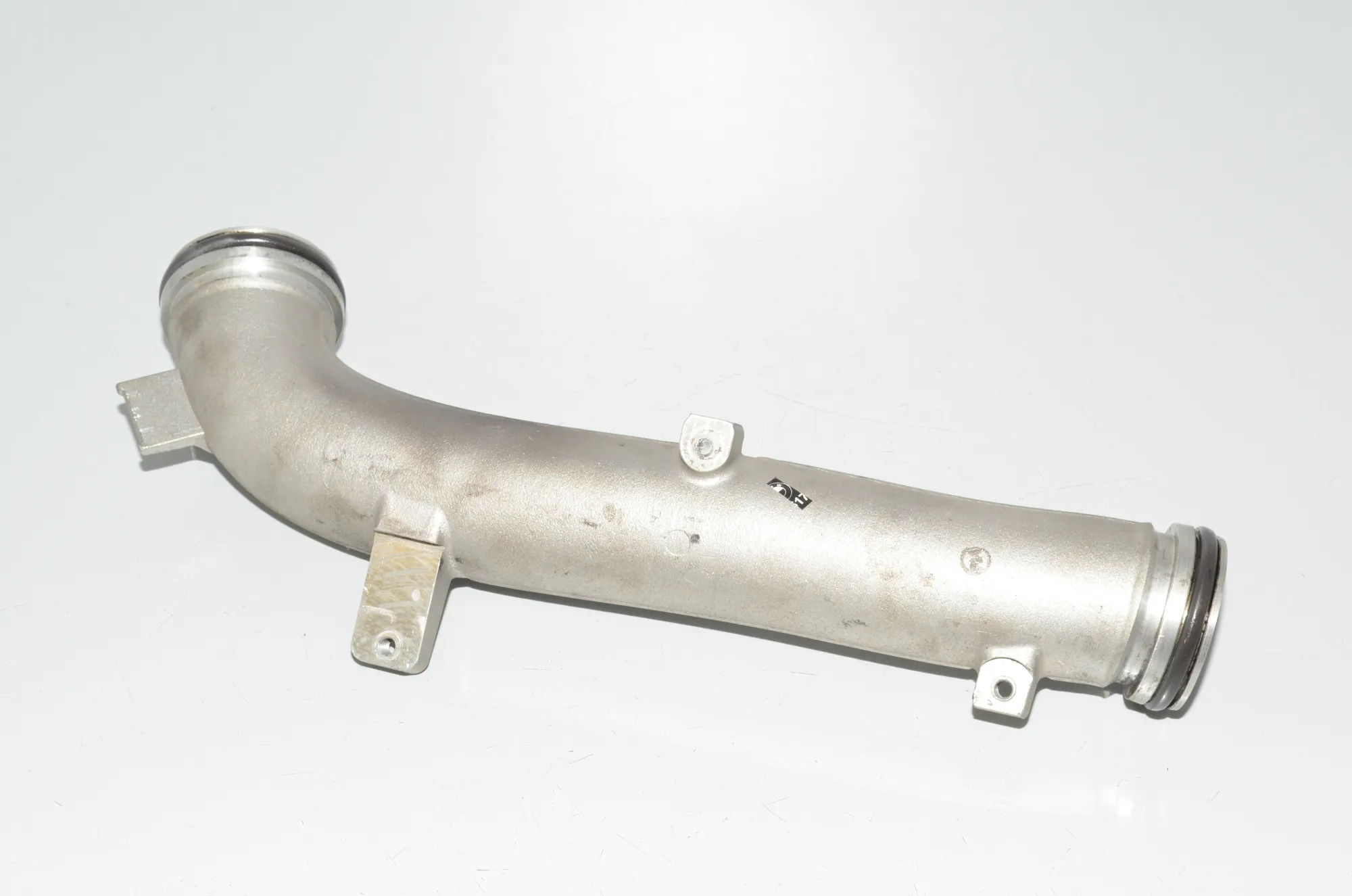 Intercooler Hose Pipe – OEM 8579370 · BMW X7 (G07) BMW X7 (G07) xDrive M 50 D 2019 – 4