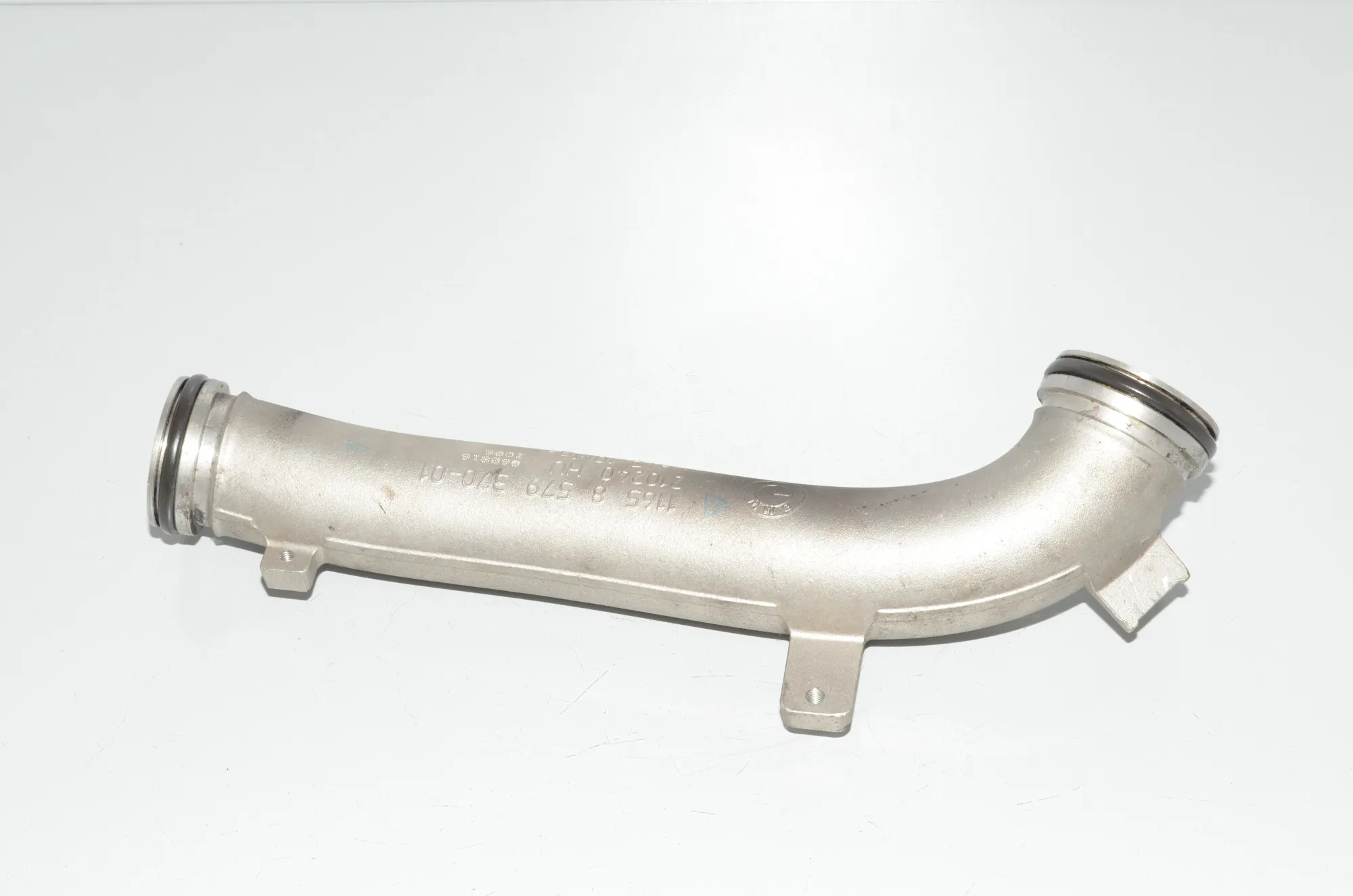 Intercooler Hose Pipe – OEM 8579370 · BMW X7 (G07) BMW X7 (G07) xDrive M 50 D 2019 – 2