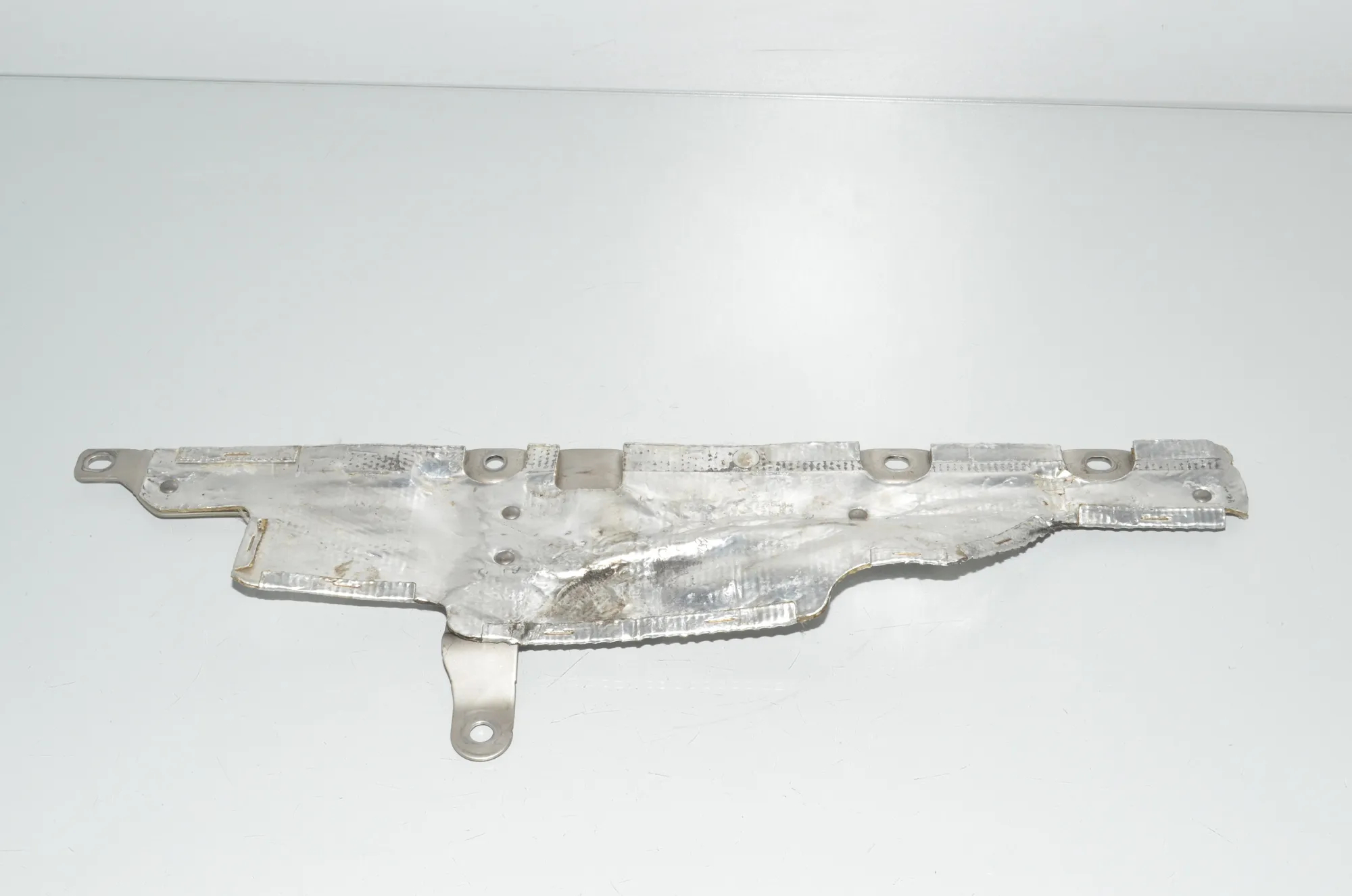 Heat Protection – OEM 8575409 · BMW X7 (G07) BMW X7 (G07) xDrive M 50 D 2019 – 2