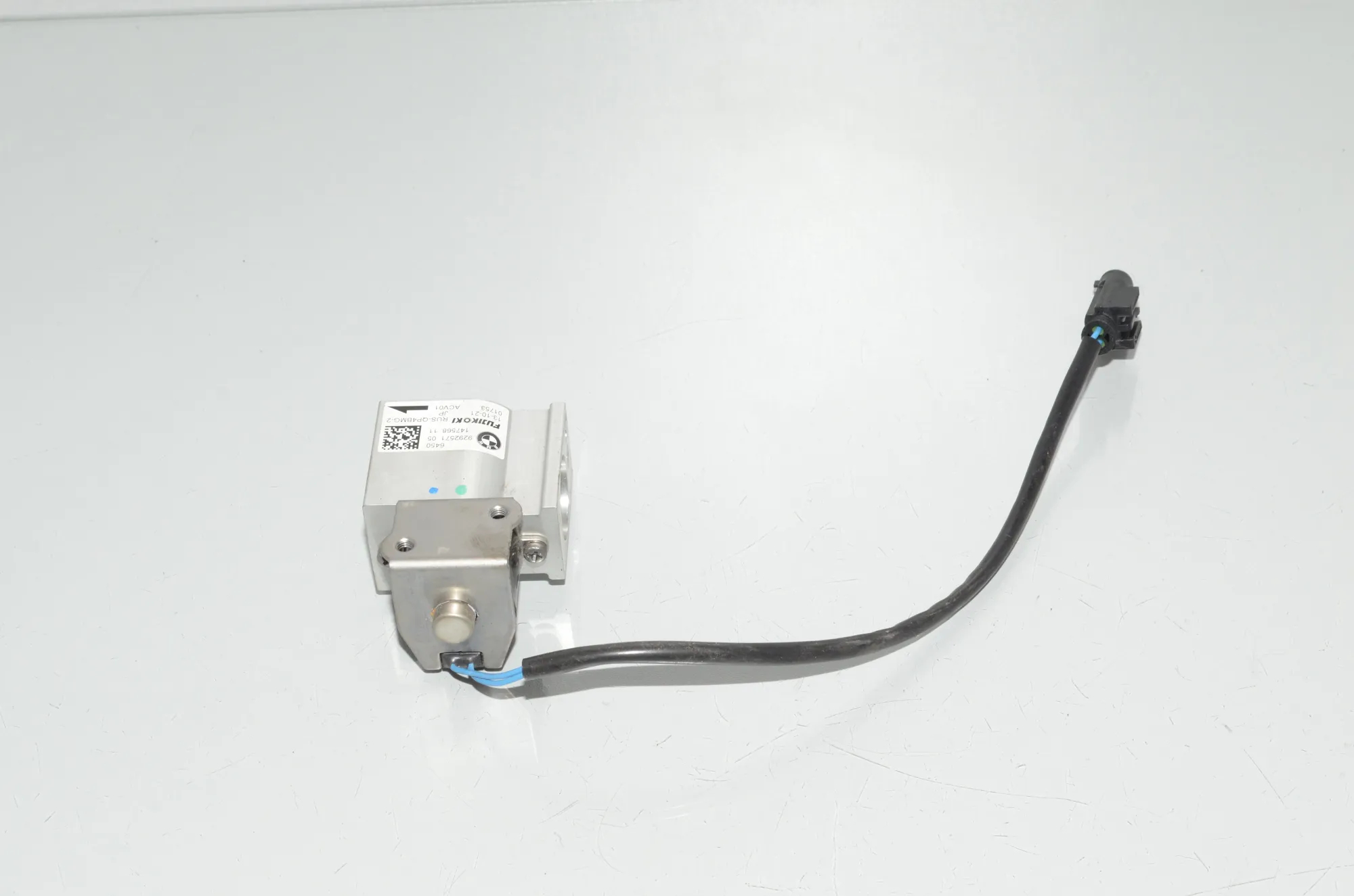 Other Control Units – OEM 9292571 · BMW i3 (I01) BMW i3 (I01) Electric 2016 – 3