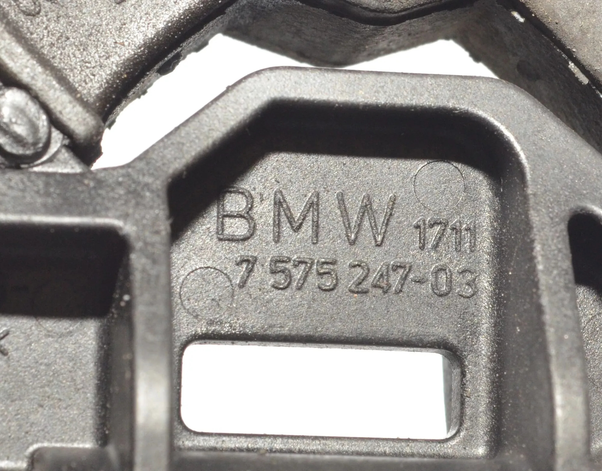 Radiator Holder – OEM 7186513 · BMW 5 (F10) 535 d xDrive 2014 – 6