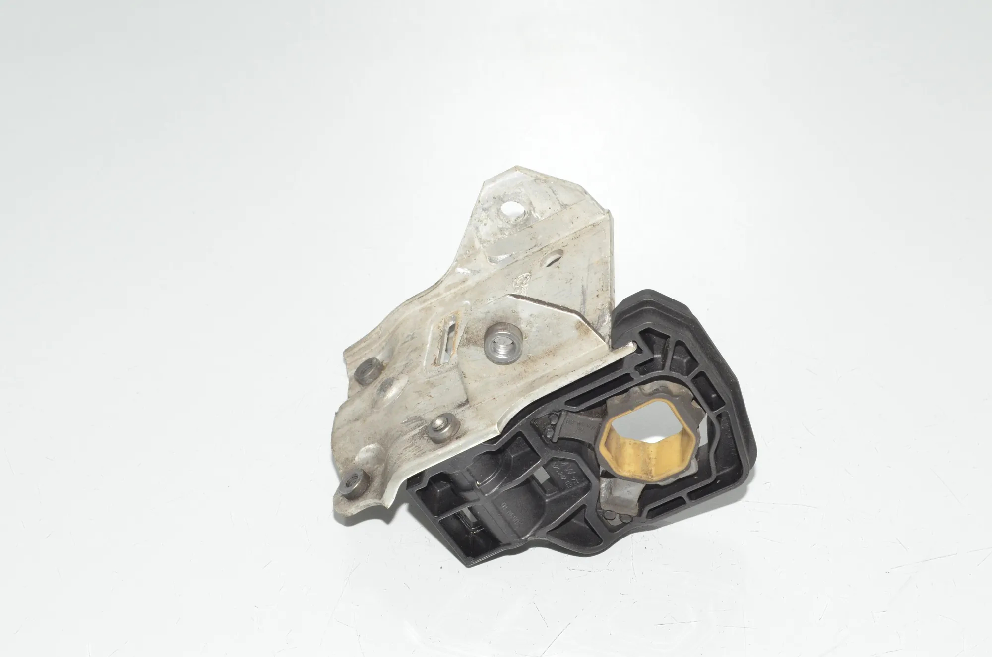 Radiator Holder – OEM 7186513 · BMW 5 (F10) 535 d xDrive 2014