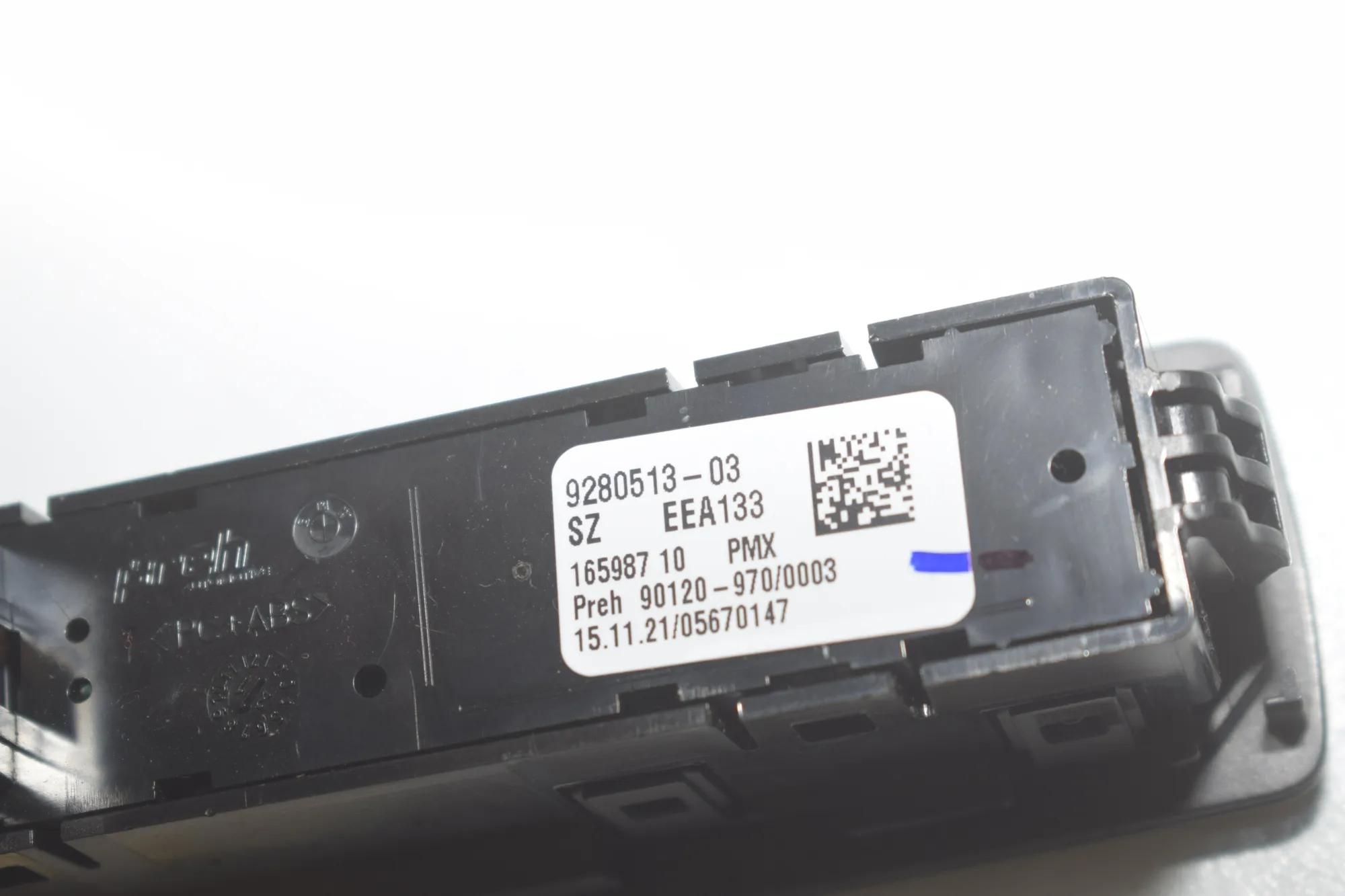 Button Switch Panel – OEM 9280513 · BMW i3 (I01) BMW i3 (I01) Hybrid 2020 – 6