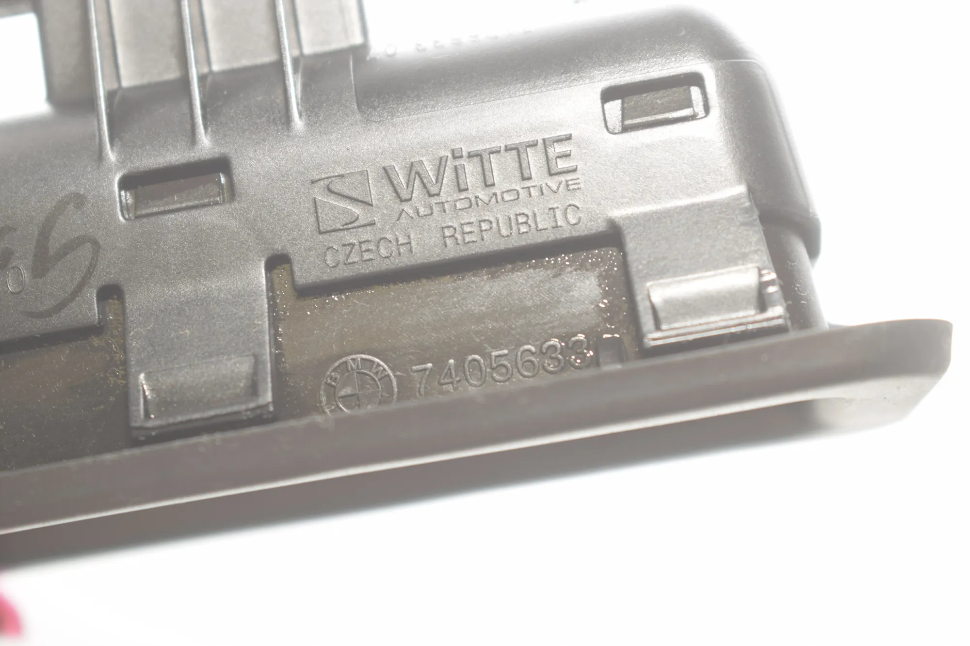 Tailgate Bootlid Handle – OEM 7405633 · BMW 3 (G20, G28) BMW 3 (G20, G28) 3 (G20) 320 d xDrive 2020 – 5
