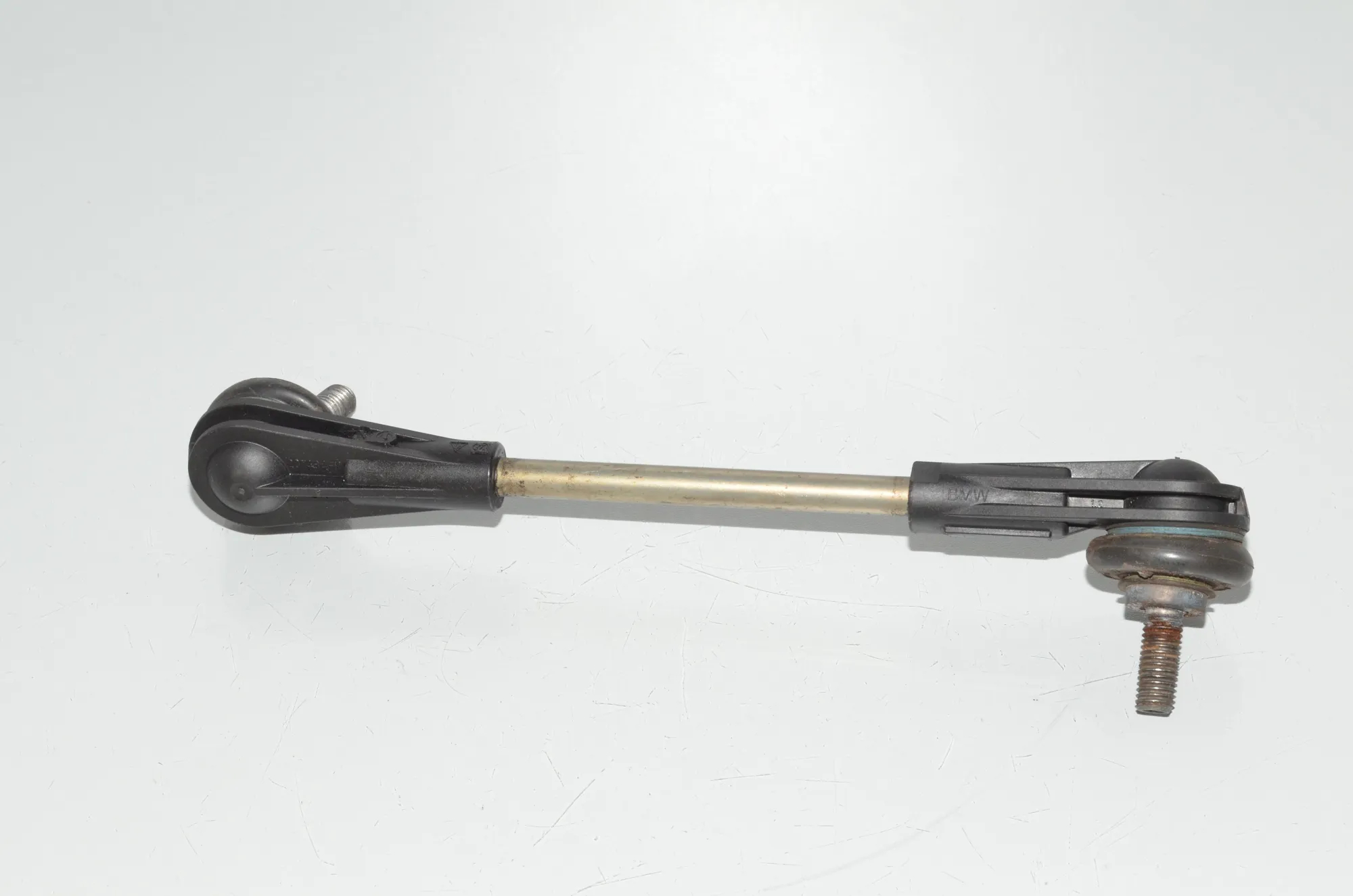 Front Right Stabilizer Link – OEM 6862858 · BMW i3 (I01) BMW i3 (I01) Electric 2016 – 4