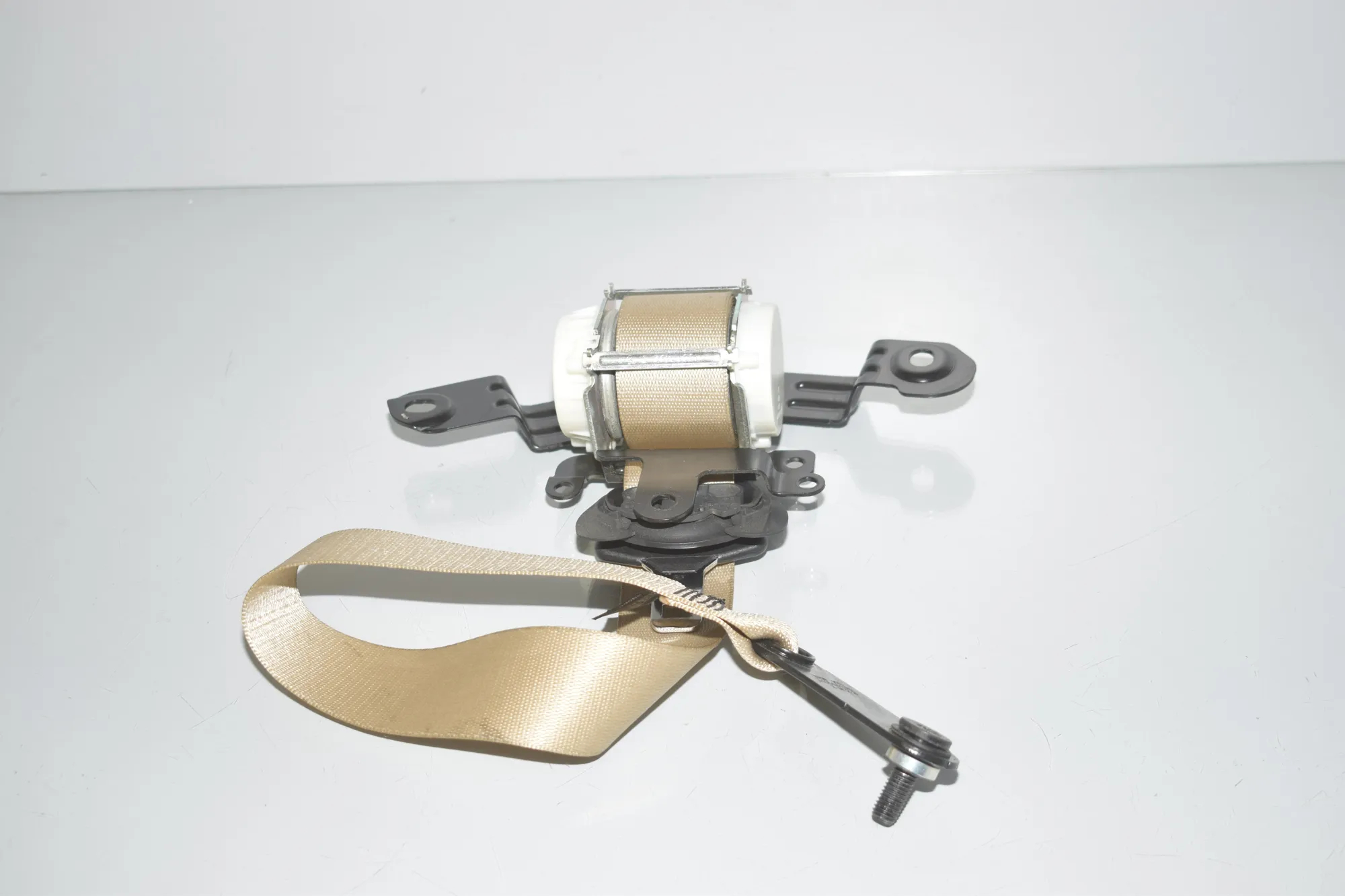 Rear Left Seatbelt – OEM 7233527 · BMW 5 Gran Turismo (F07) 530 d 2010