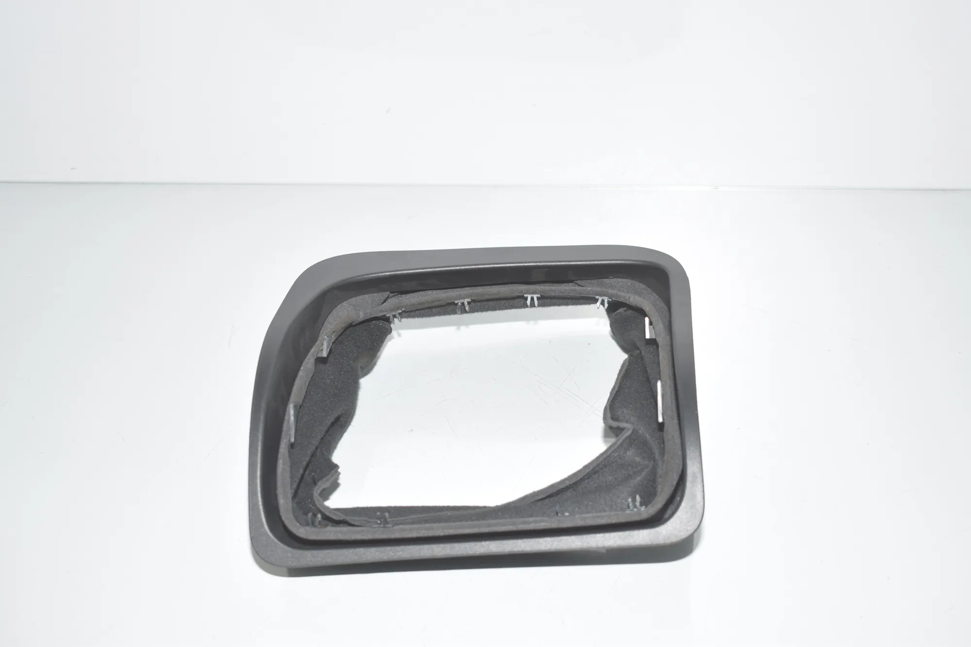 Steering Mechanism Trim – OEM 9142547 · BMW 5 Gran Turismo (F07) 530 d 2010