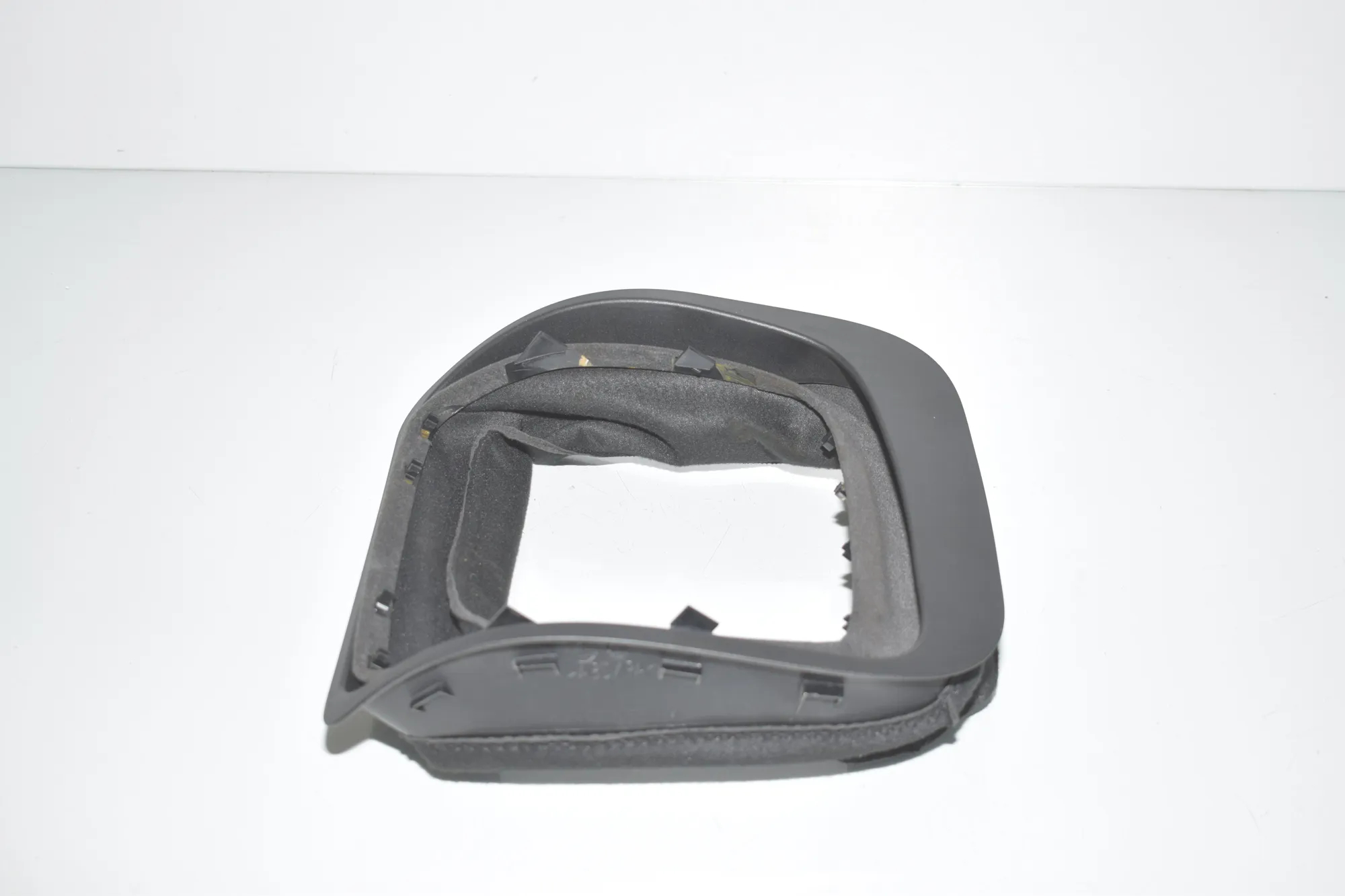 Steering Mechanism Trim – OEM 9142547 · BMW 5 Gran Turismo (F07) 530 d 2010 – 4