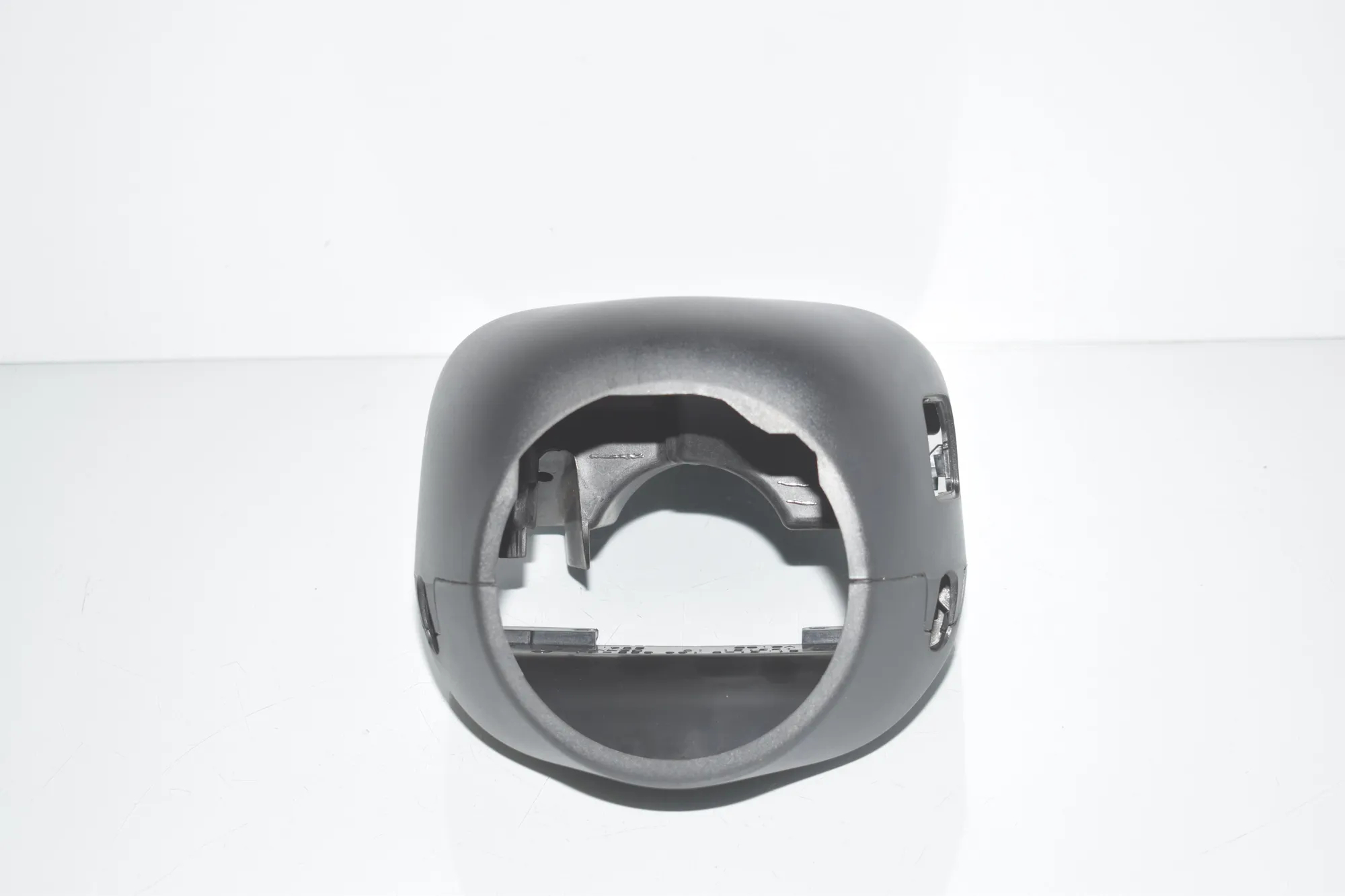 Steering Mechanism Trim – OEM 9220824 · BMW 5 Gran Turismo (F07) 530 d 2010