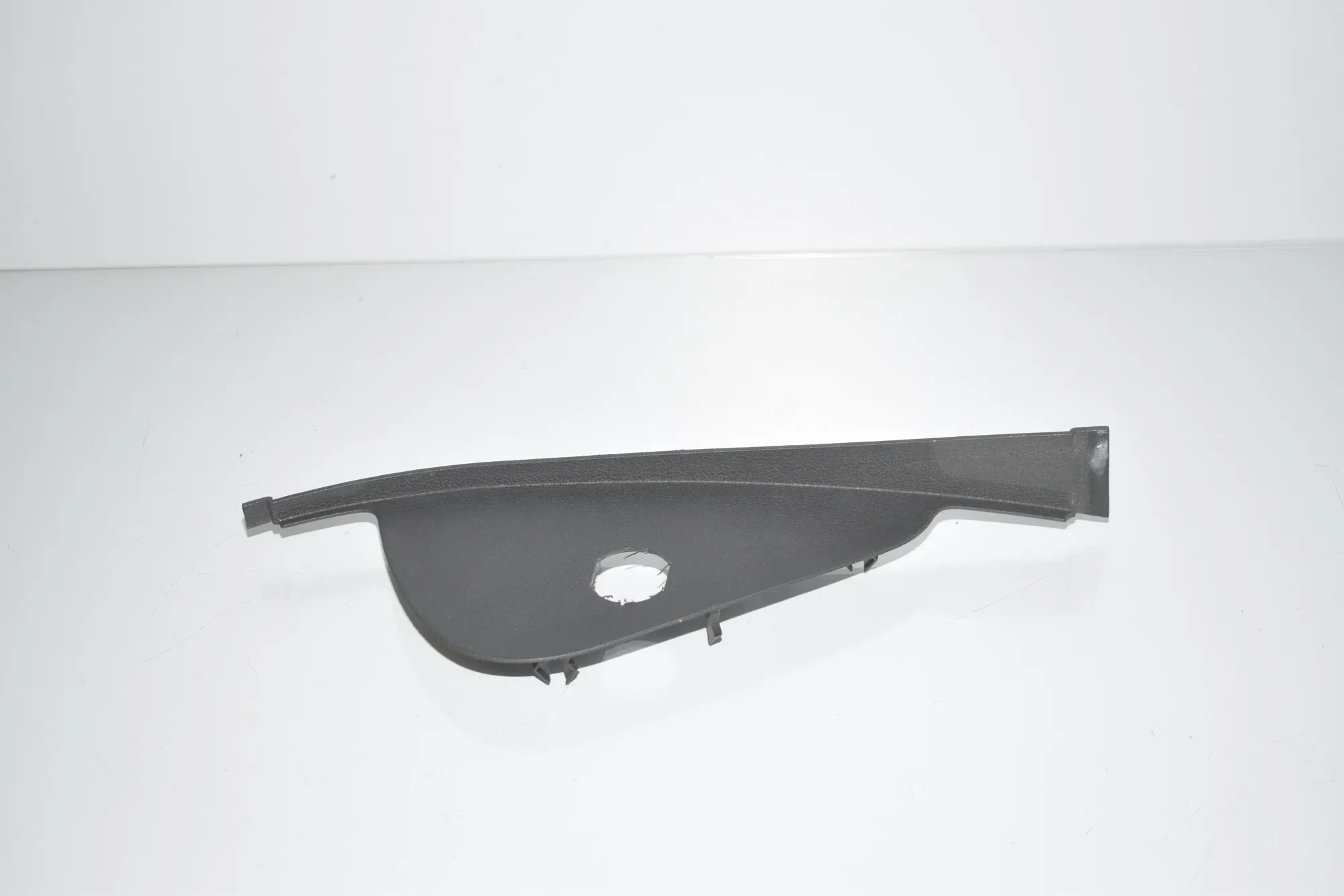 Dashboard Side Trim – OEM 9142544 · BMW 5 Gran Turismo (F07) 530 d 2010 – 4