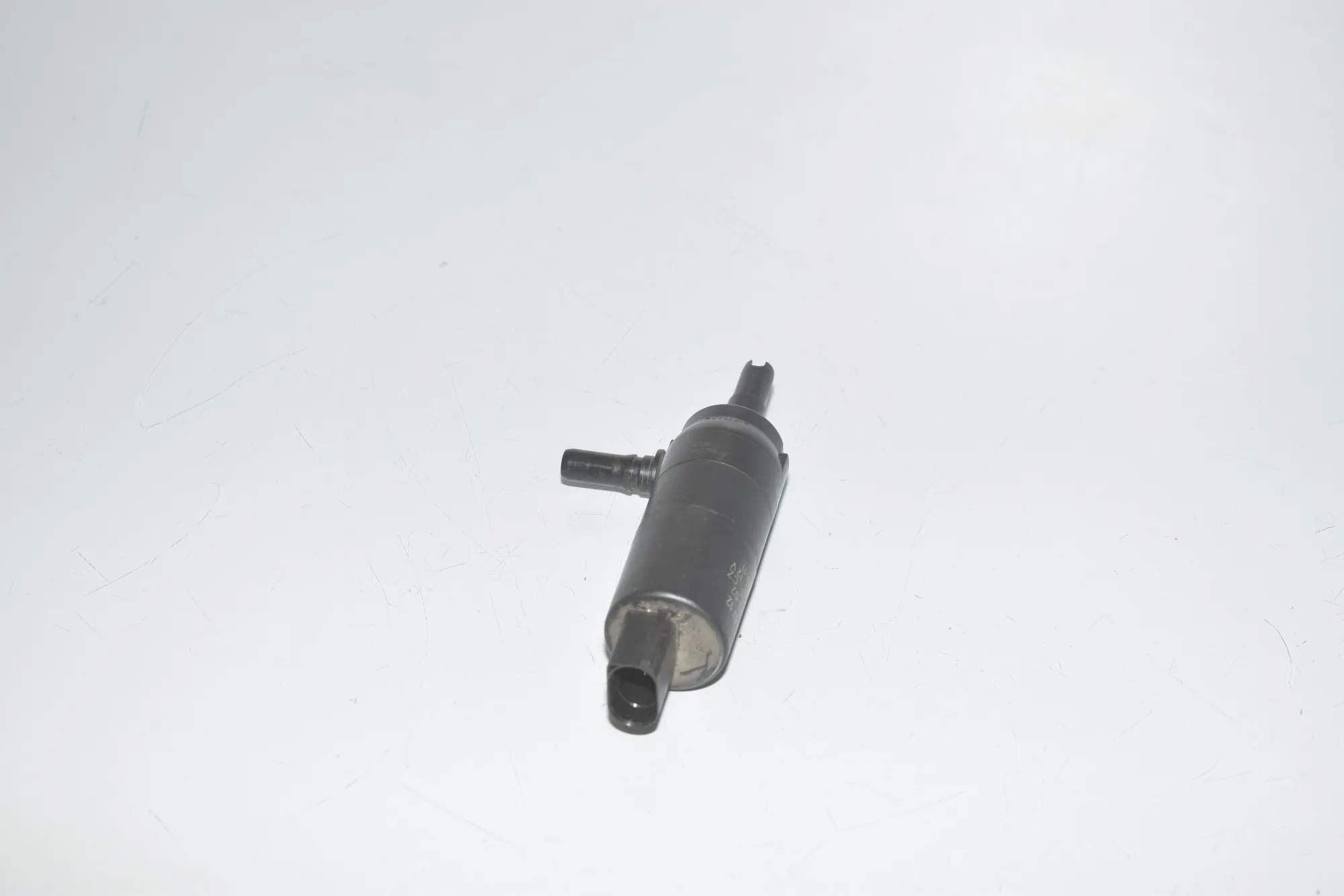 Headlight Washer Motor – OEM 7217792 · BMW 5 Gran Turismo (F07) 530 d 2010 – 3