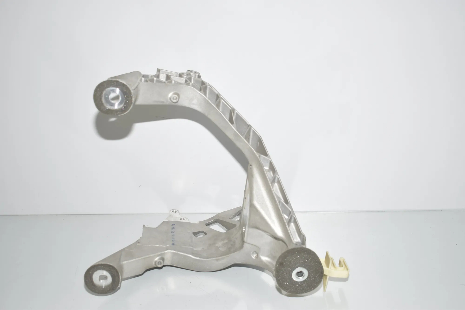 Other Body Parts – OEM 668719 · BMW 5 Gran Turismo (F07) 530 d 2010 – 2
