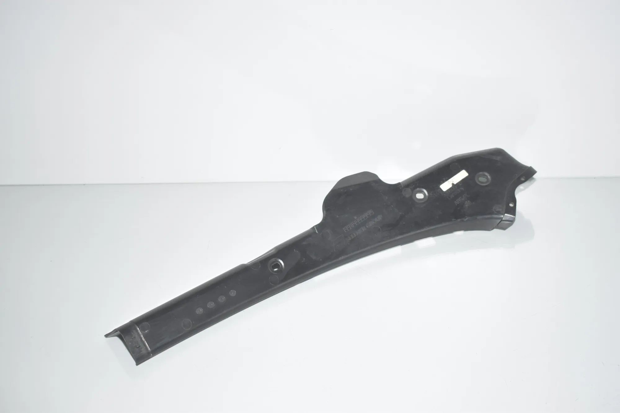 Trunk Boot Trim – OEM 7201657 · BMW 5 Gran Turismo (F07) 530 d 2010 – 4