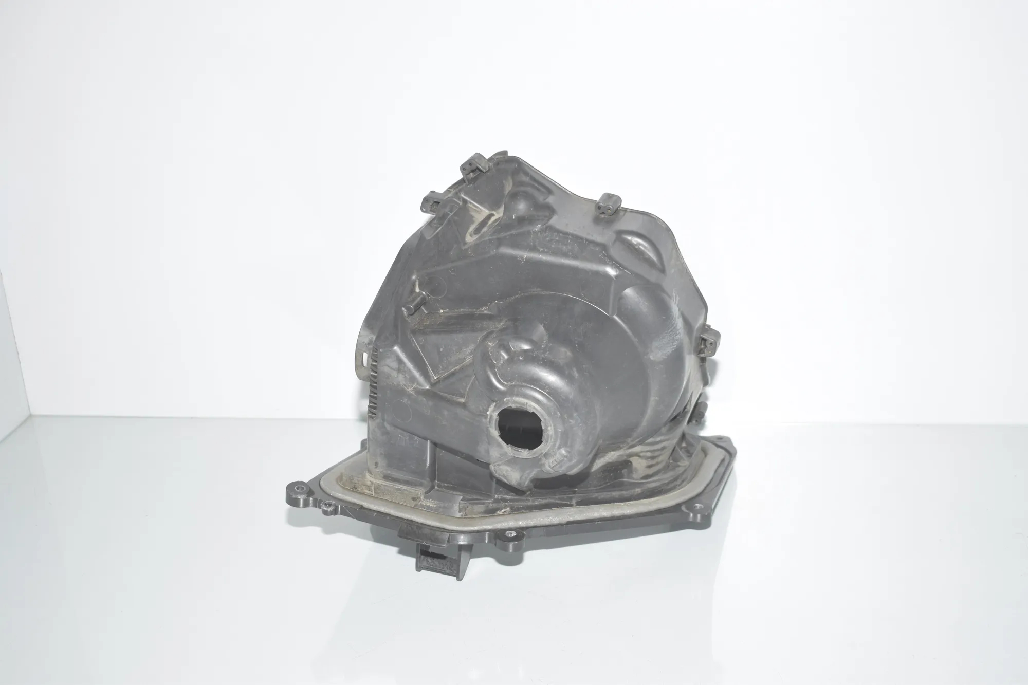 Other Body Parts – OEM 9216213 · BMW 5 Gran Turismo (F07) 530 d 2010 – 3