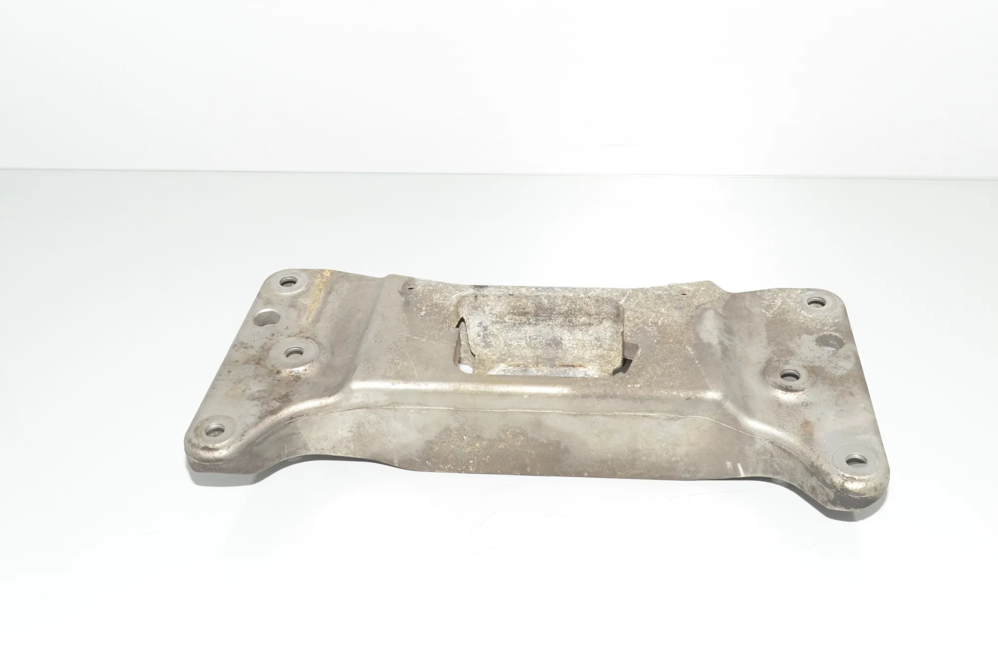 Gearbox Mount Bracket – OEM 6777615 · BMW 5 (F10) 530 d 2013