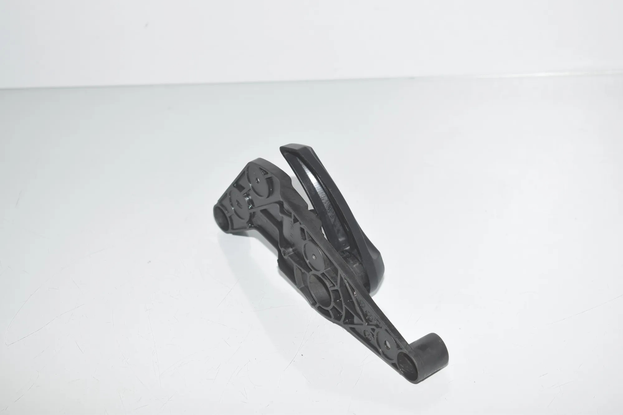 Bonnet Release Handle – OEM 9114002 · BMW 5 Gran Turismo (F07) 530 d 2010 – 3