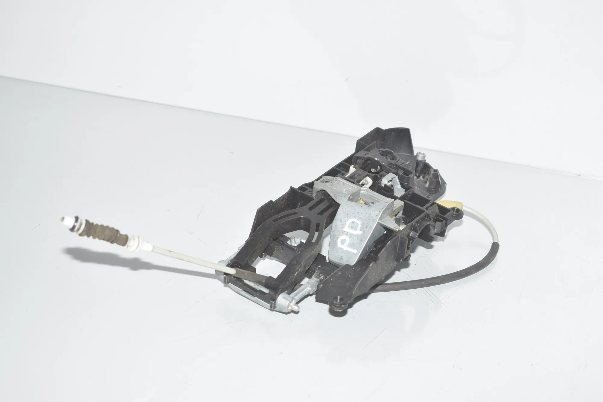 Front Right Door Interior Handle Frame – OEM 7187228 · BMW 5 Gran Turismo (F07) 530 d 2010 – 3