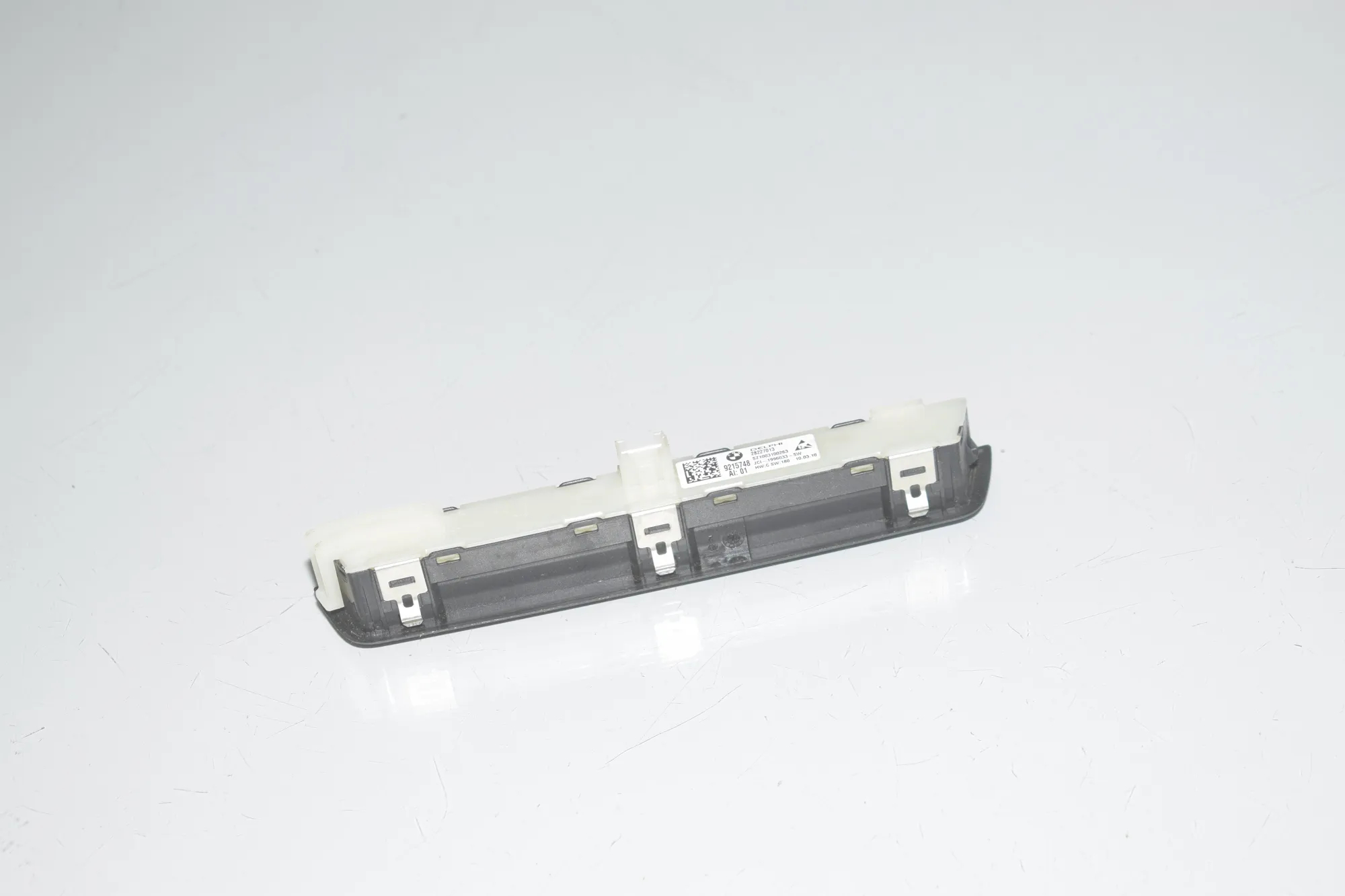 Other Control Units – OEM 9215748 · BMW 5 Gran Turismo (F07) 530 d 2010 – 3