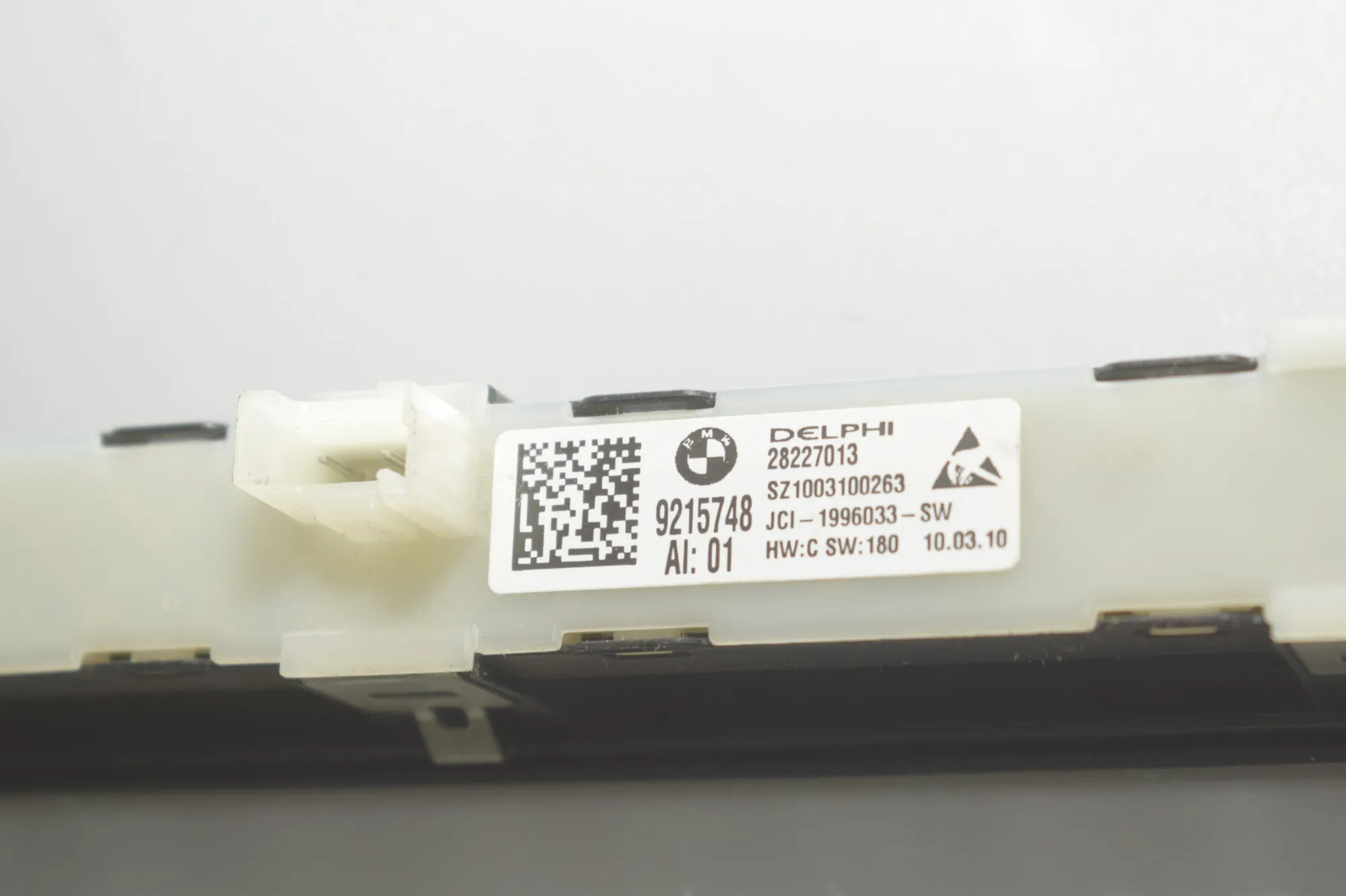Other Control Units – OEM 9215748 · BMW 5 Gran Turismo (F07) 530 d 2010 – 5