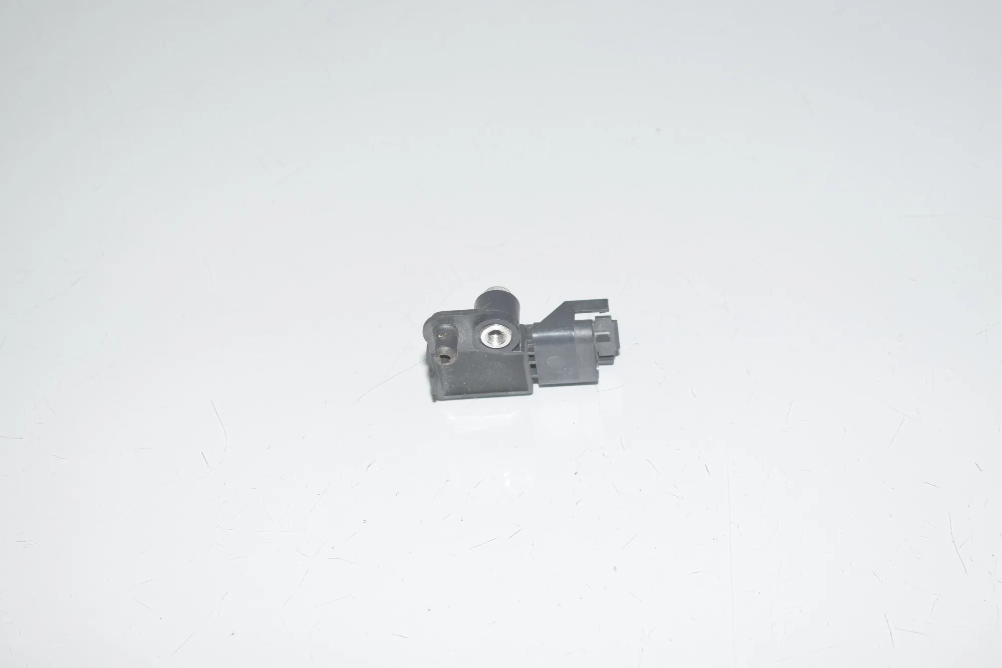 Left Side Impact Sensor – OEM 9159311 · BMW 5 Gran Turismo (F07) 530 d 2010 – 2