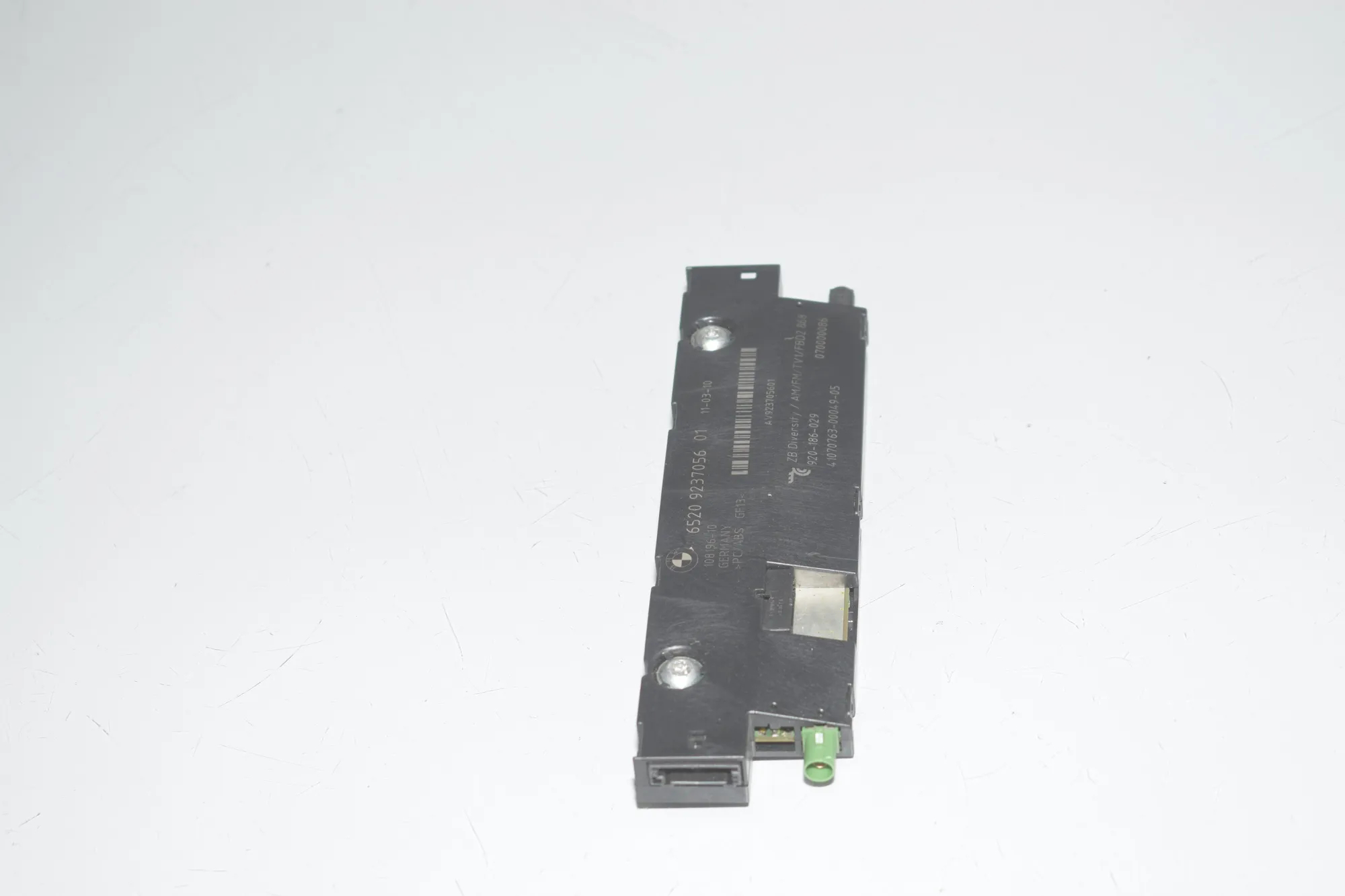 Antenna Amplifier – OEM 9237056 · BMW 5 Gran Turismo (F07) 530 d 2010 – 2