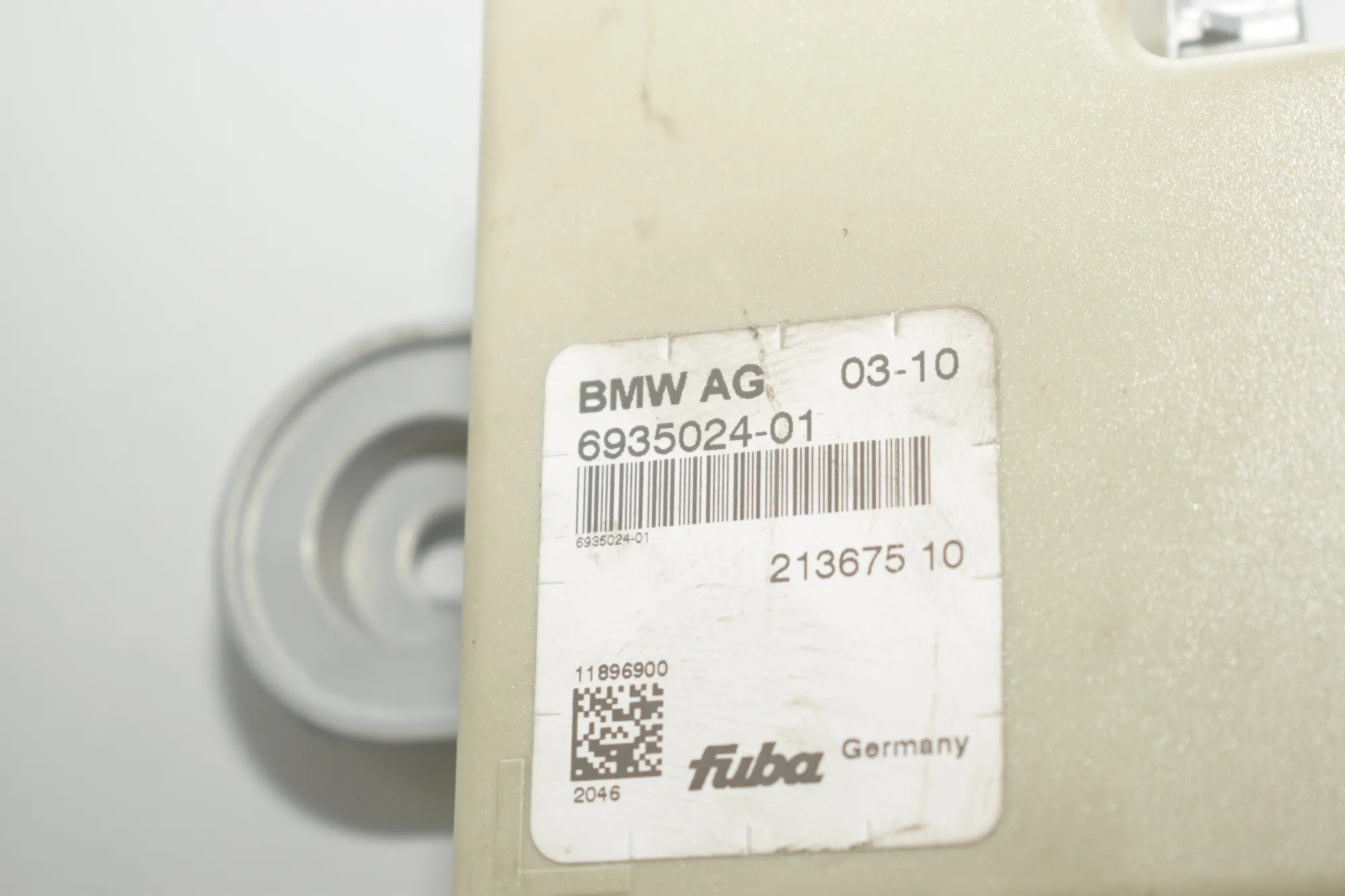 Antenna Amplifier – OEM 6935024 · BMW 5 Gran Turismo (F07) 530 d 2010 – 4