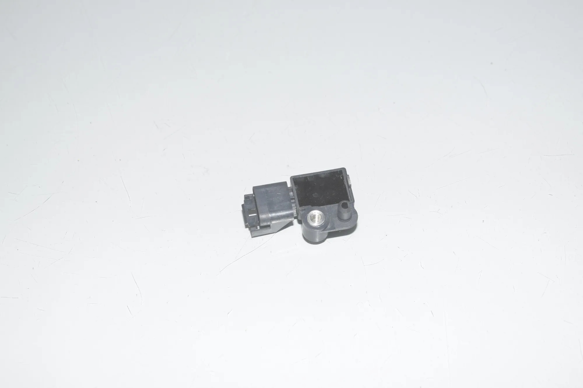 Right Side Impact Sensor – OEM 9159311 · BMW 5 Gran Turismo (F07) 530 d 2010 – 2