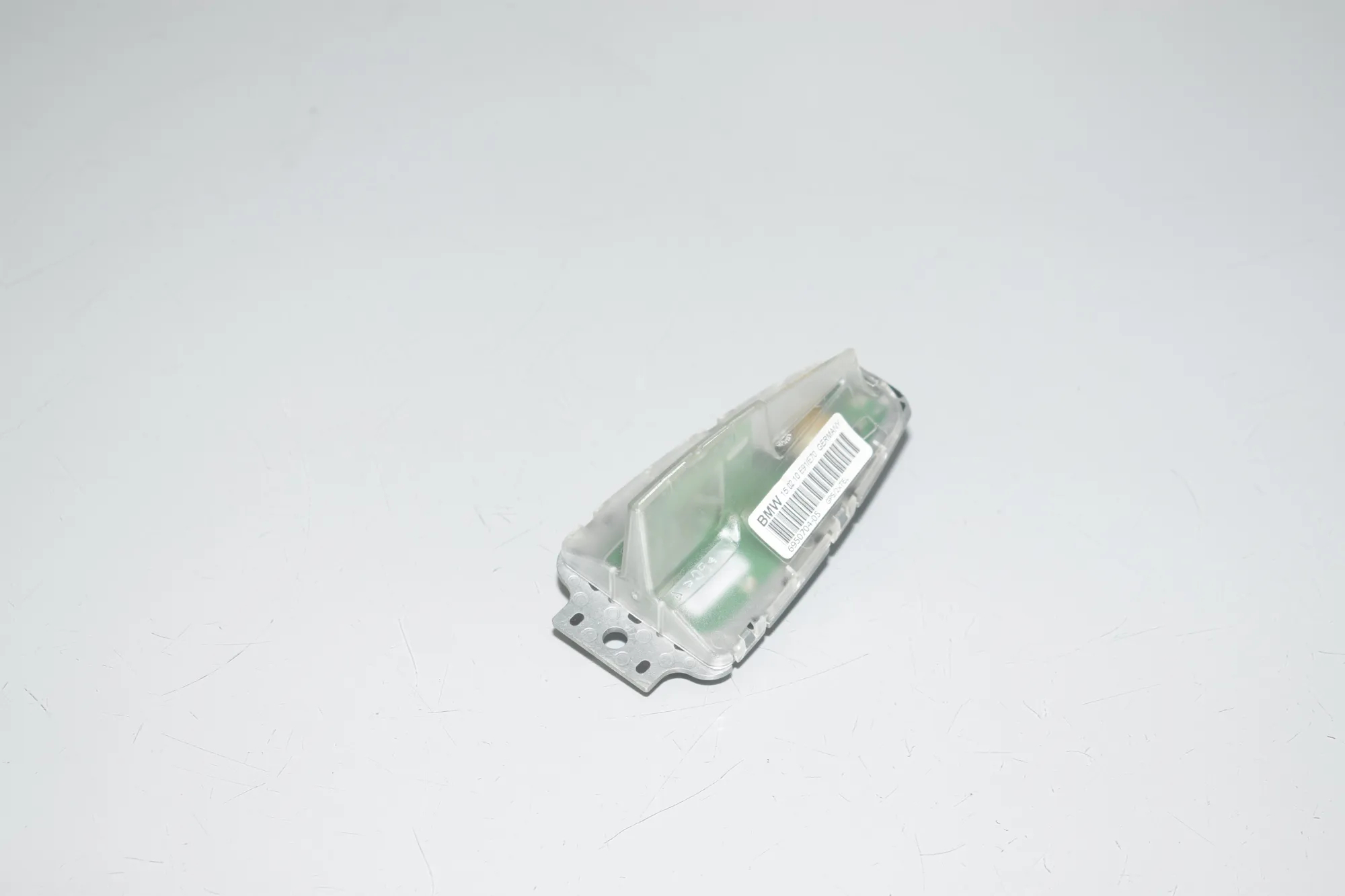 Antenna – OEM 6950704 · BMW 5 Gran Turismo (F07) 530 d 2010 – 4
