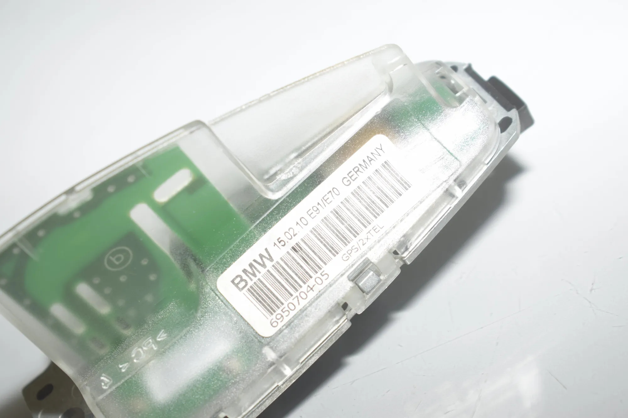 Antenna – OEM 6950704 · BMW 5 Gran Turismo (F07) 530 d 2010 – 5