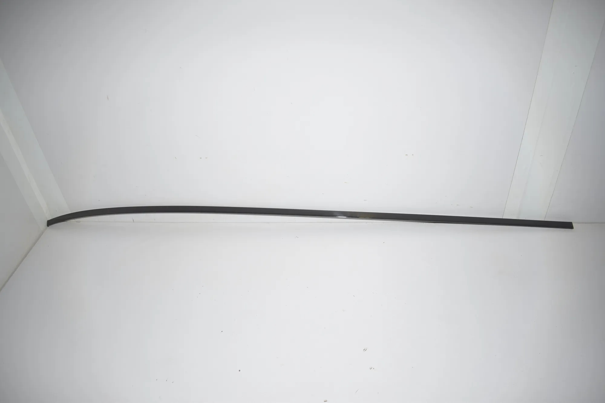 Left Side Roof Strip Trim – OEM 7416903 · BMW X7 (G07) BMW X7 (G07) xDrive 30 d 2022