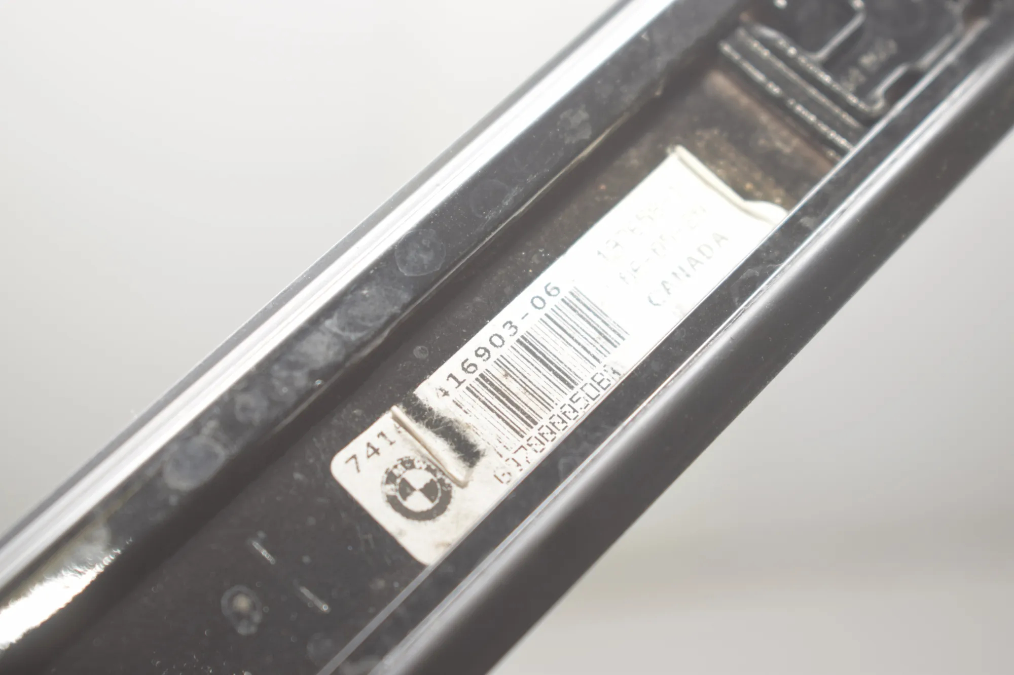 Left Side Roof Strip Trim – OEM 7416903 · BMW X7 (G07) BMW X7 (G07) xDrive 30 d 2022 – 4