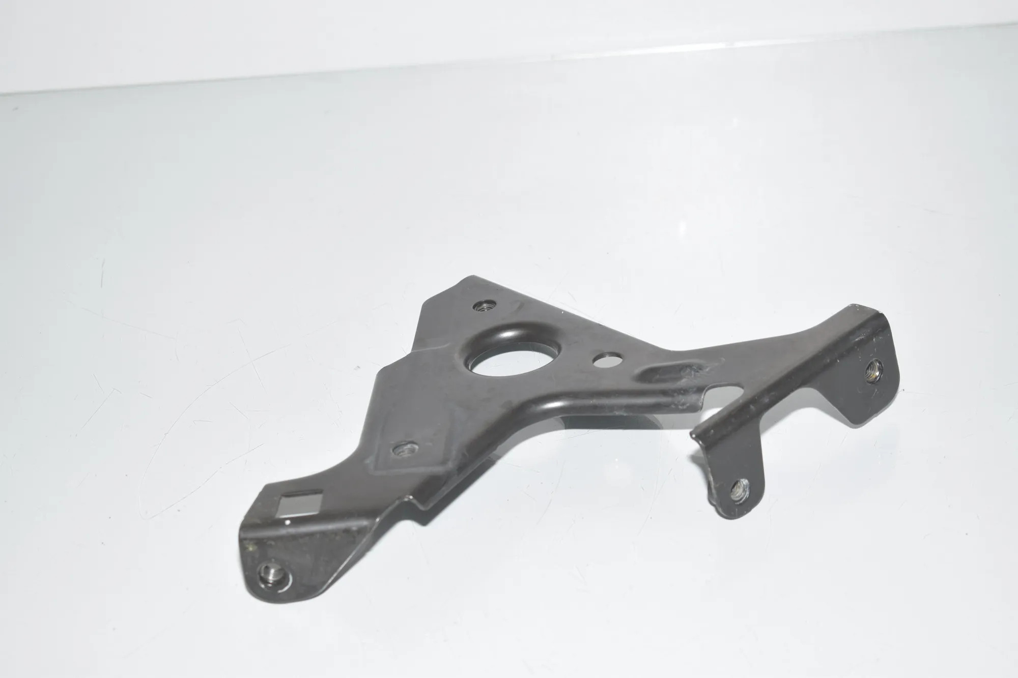 Bracket – OEM 7326236 · BMW 2 Coupe (F22, F87) 220 i 2014 – 3