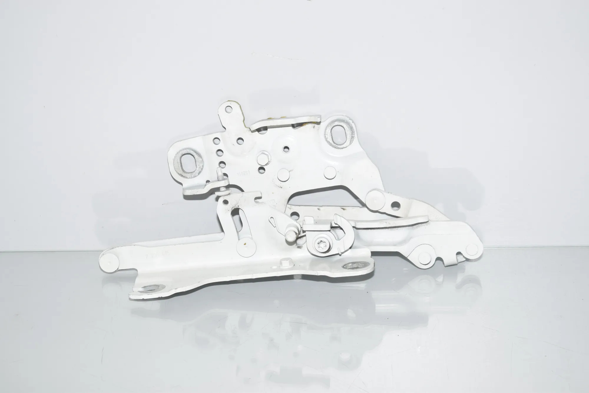 Front Left Bonnet Hinge – OEM 139896-10 · BMW 2 Coupe (F22, F87) 220 i 2014