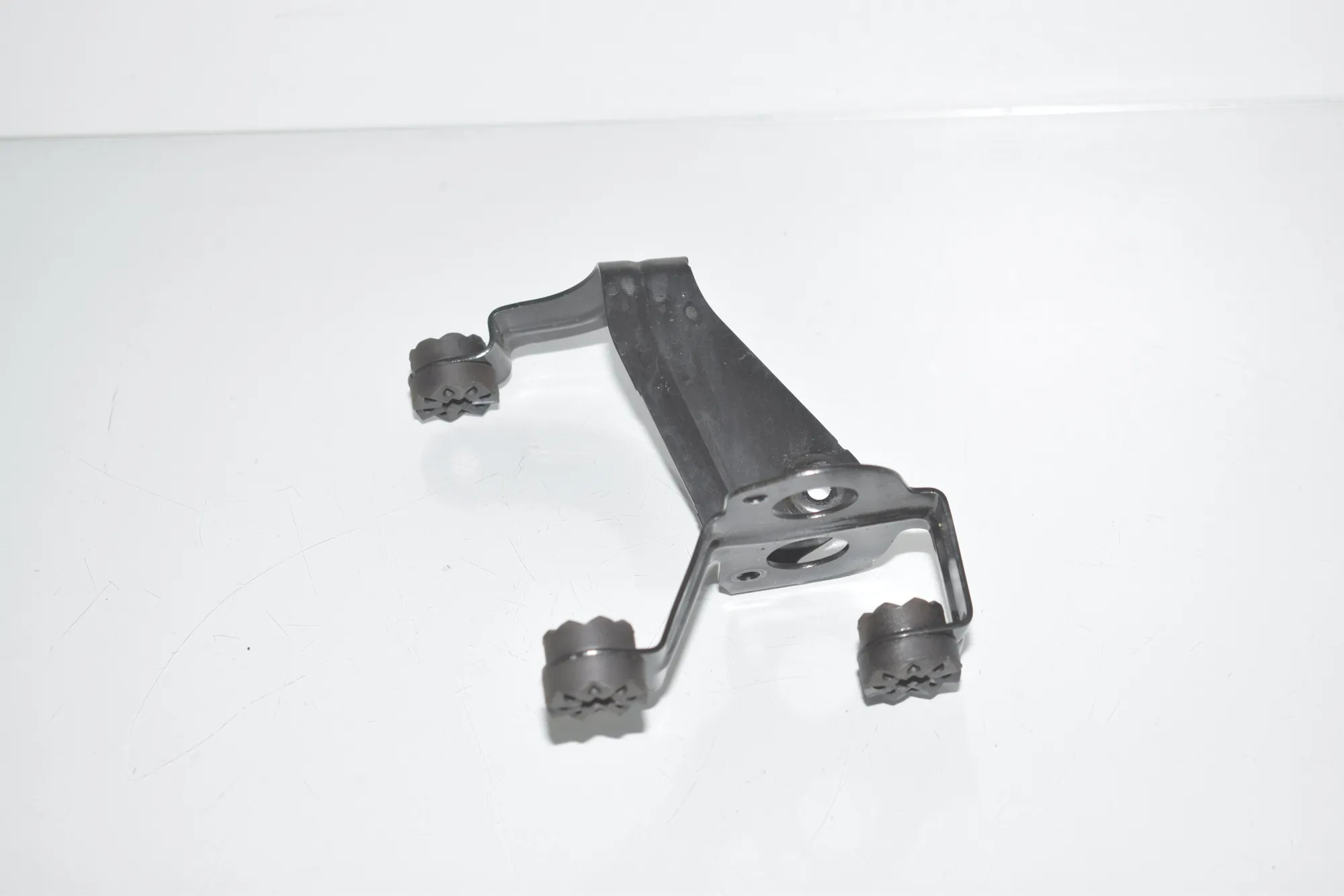 ABS Pump Holder – OEM 6798904 · BMW 2 Coupe (F22, F87) 220 i 2014