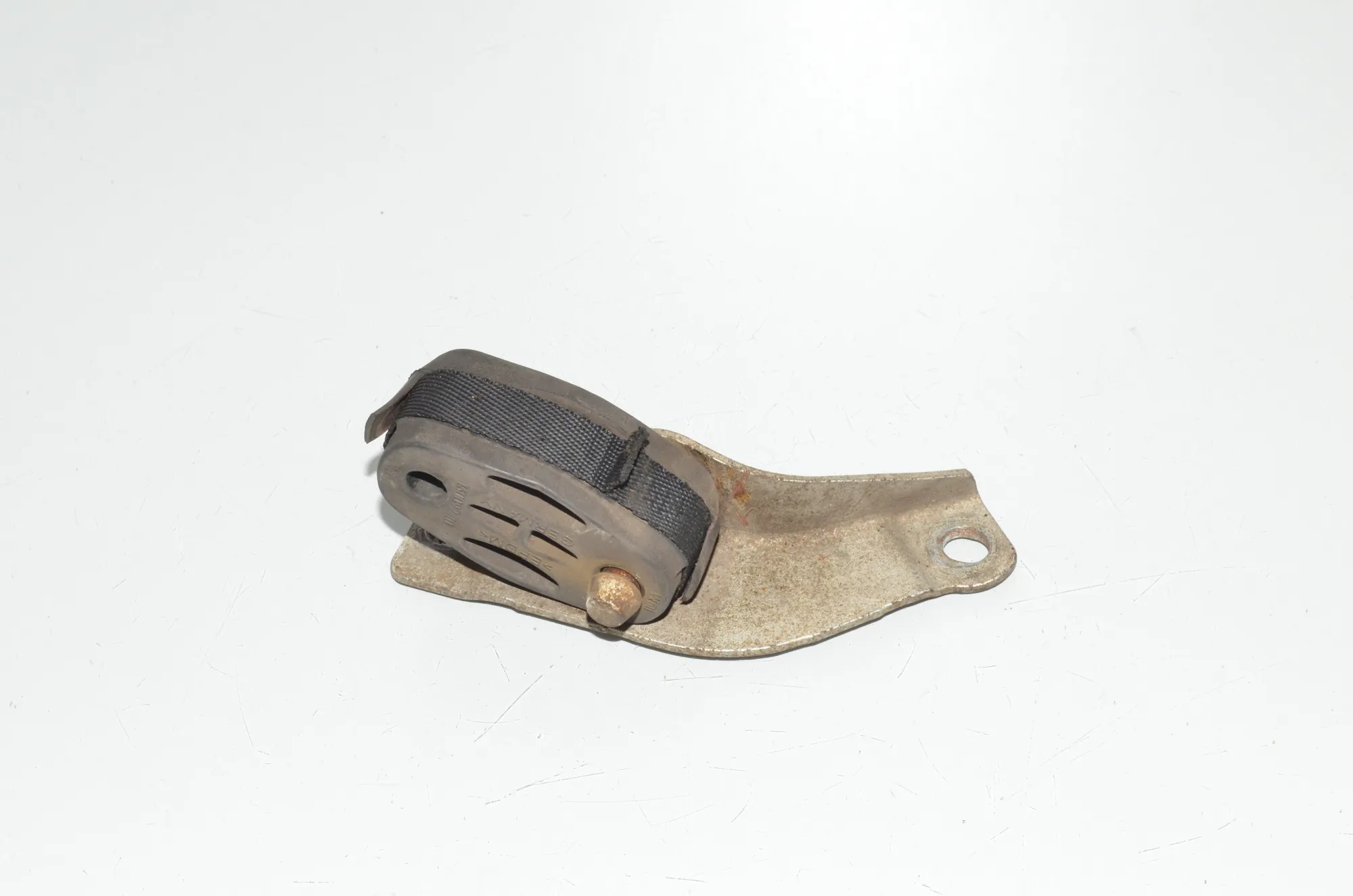 Exhaust Holder – OEM 7807132 · BMW 5 Gran Turismo (F07) 530 d 2010 – 2