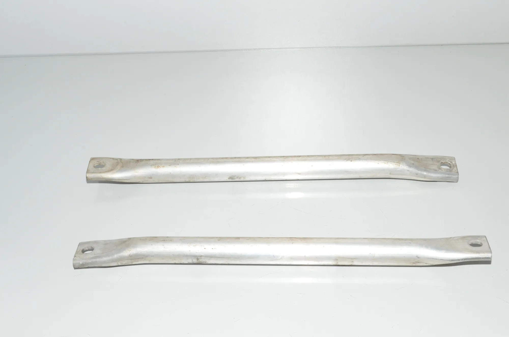 Other Body Parts – OEM 7187697 · BMW 5 Gran Turismo (F07) 530 d 2010 – 3