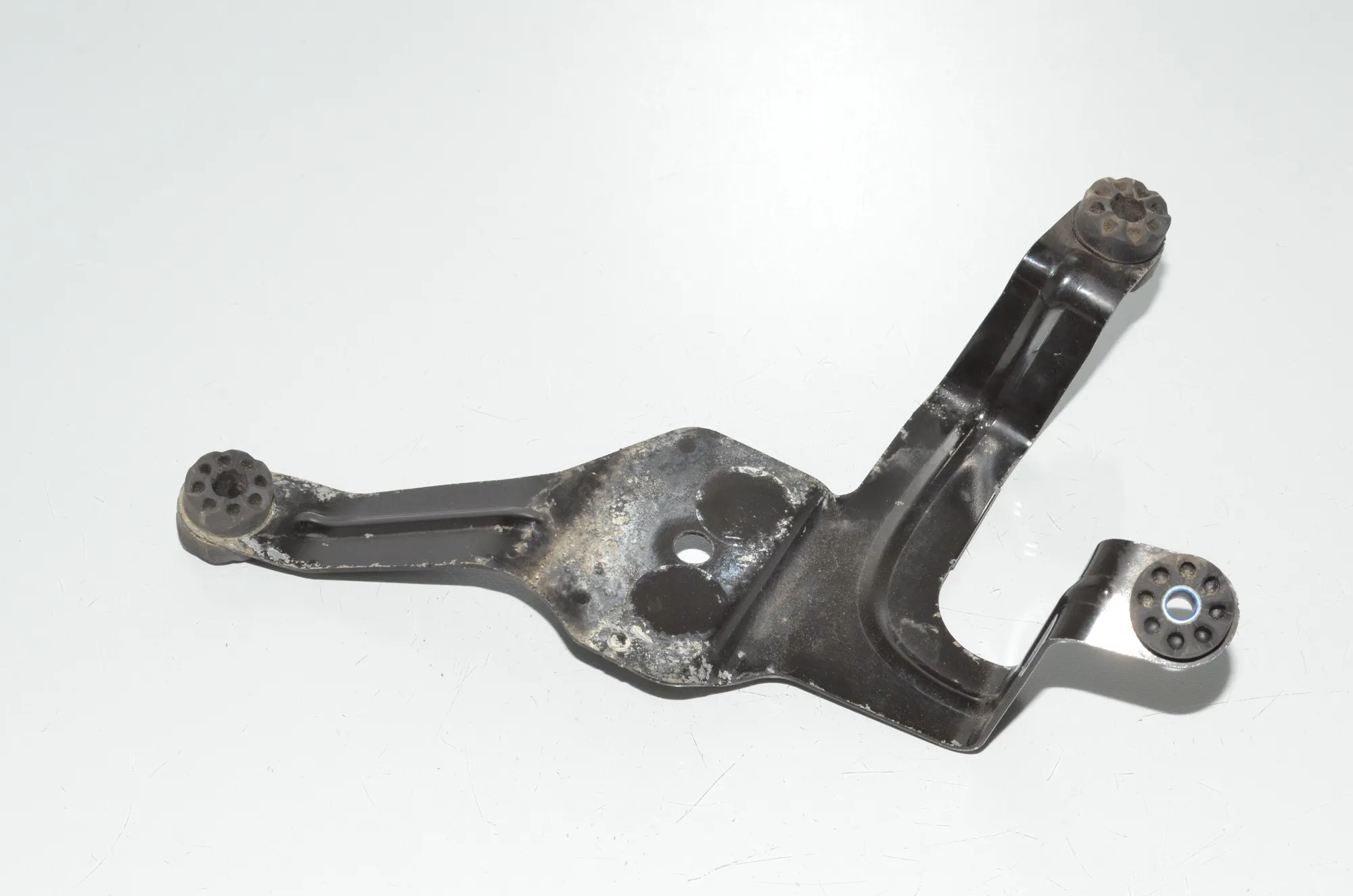 ABS Pump Holder – OEM 6851406 · BMW X6 (F16, F86) M 50 d 2016 – 2