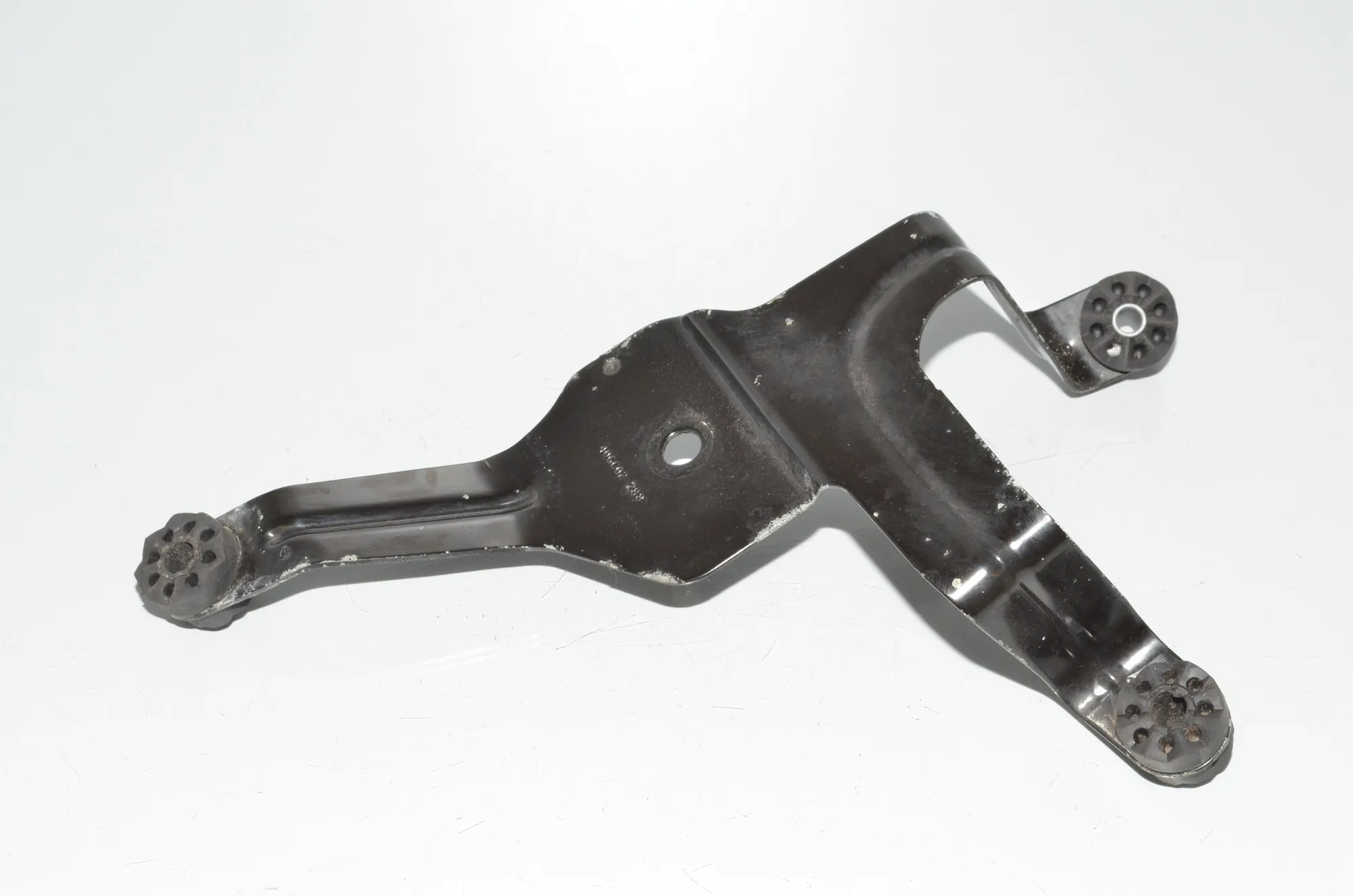 ABS Pump Holder – OEM 6851406 · BMW X6 (F16, F86) M 50 d 2016