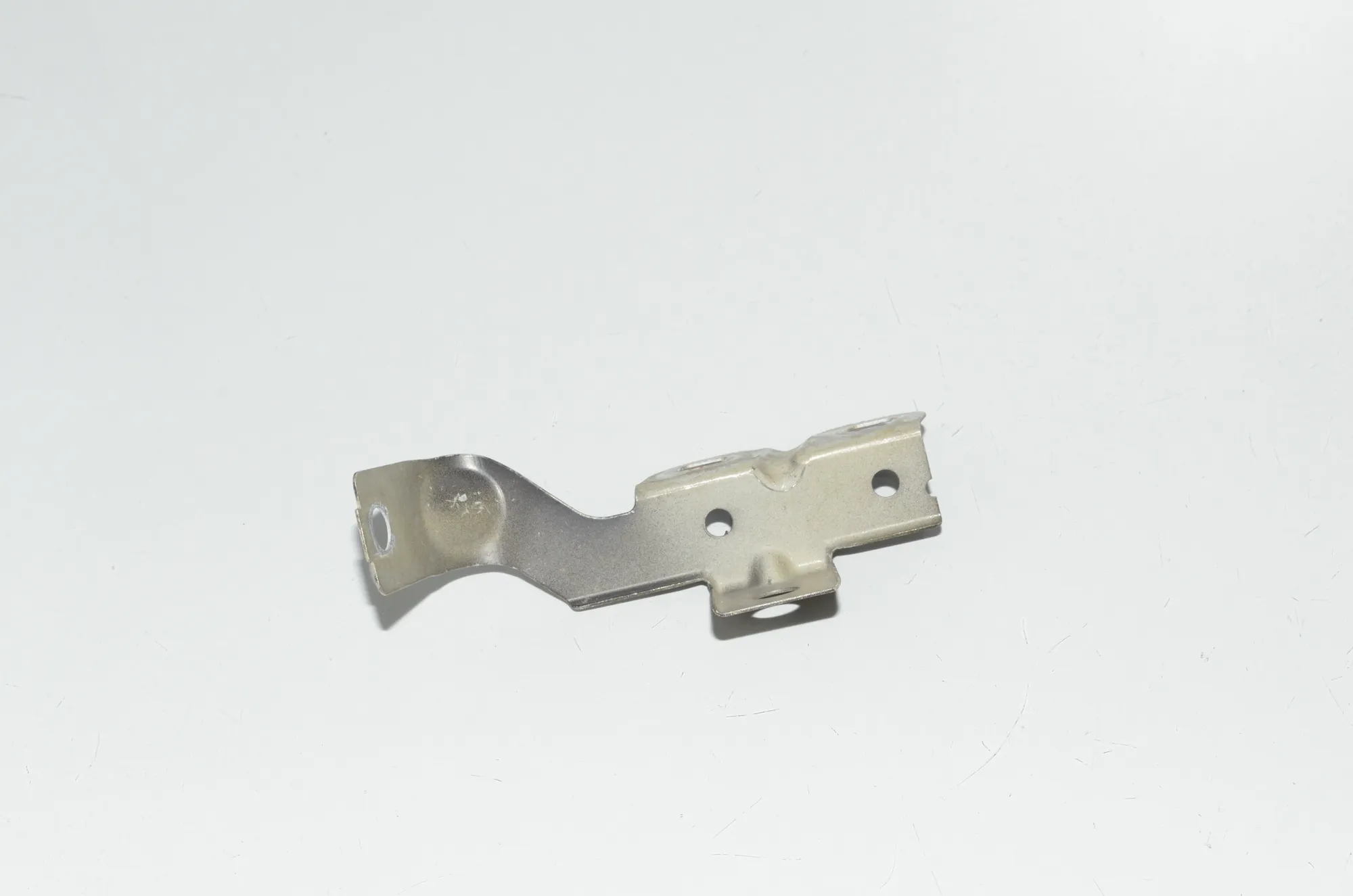 Front Right Fender Holder – OEM 7193428 · BMW 5 Gran Turismo (F07) BMW 5 Gran Turismo (F07) 550 i xDrive 2011 – 3