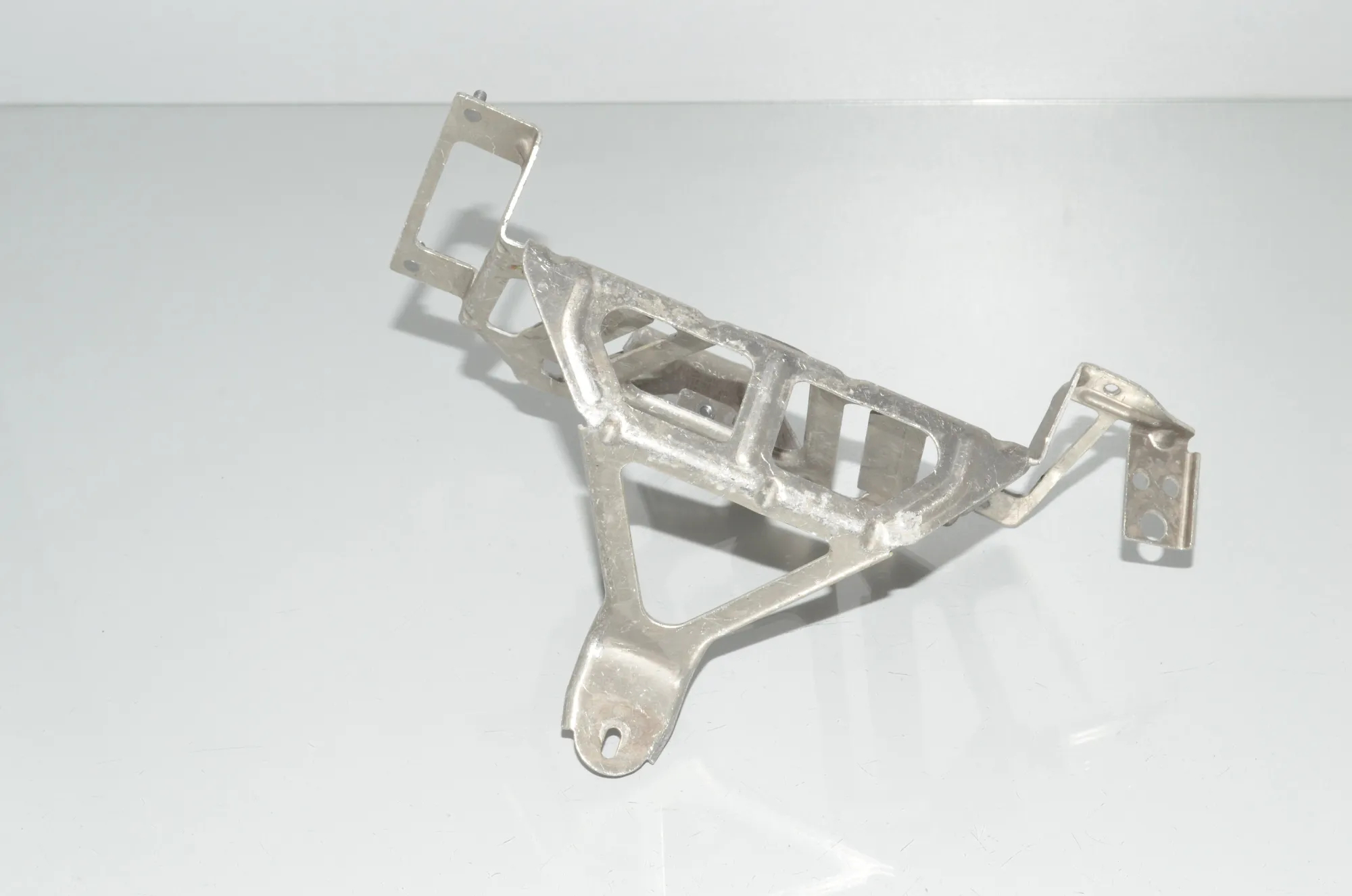 Bracket – OEM 65159251524 · BMW i3 (I01) BMW i3 (I01) Electric 2015 – 3